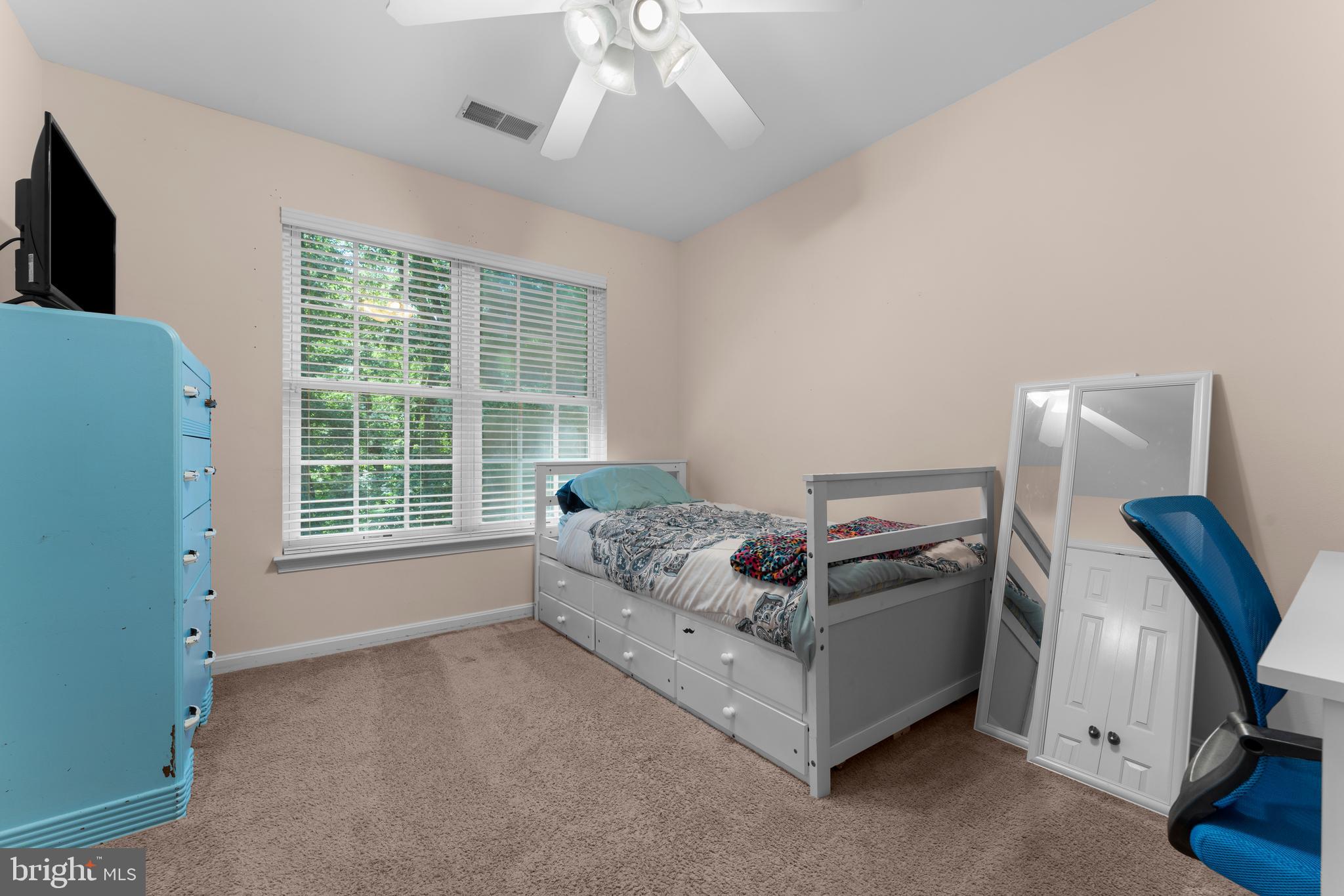 Culpeper, Virginia, 22701, United States, 4 Bedrooms Bedrooms, ,3 BathroomsBathrooms,Residential,For Sale,1864481