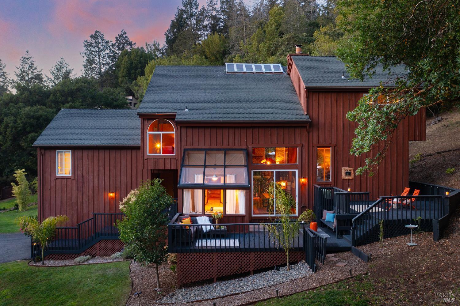 Santa Rosa, California, 95404, United States, 5 Bedrooms Bedrooms, ,4 BathroomsBathrooms,Residential,For Sale,1982692