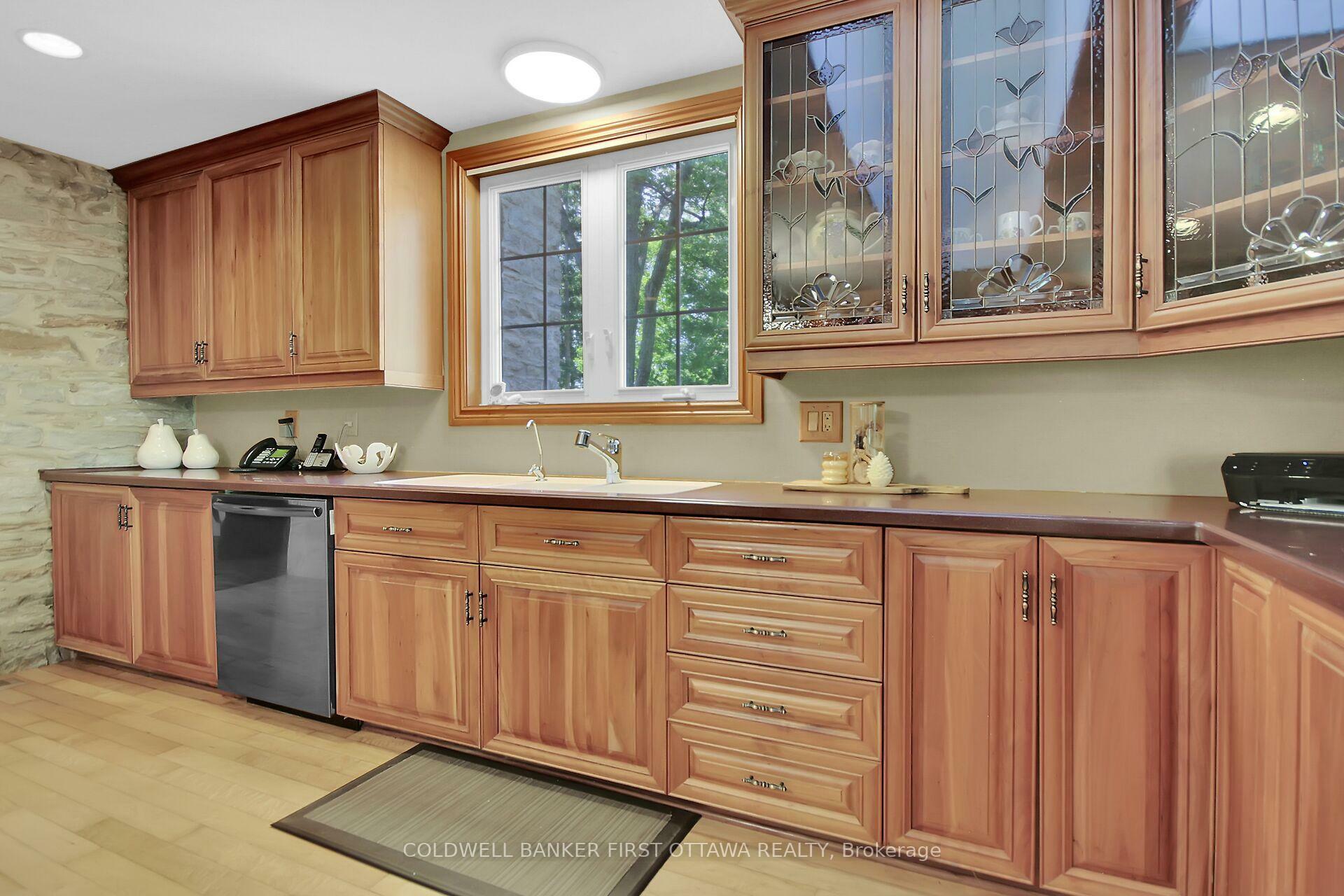 BECKWITH, Ontario, K7C 0S9, CA, 3 Bedrooms Bedrooms, ,Residential,For Sale,1882449