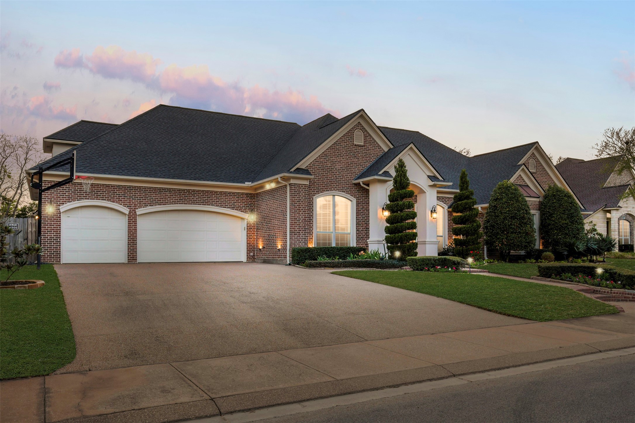  5106 Bellerive Bend Drive - 物件實景