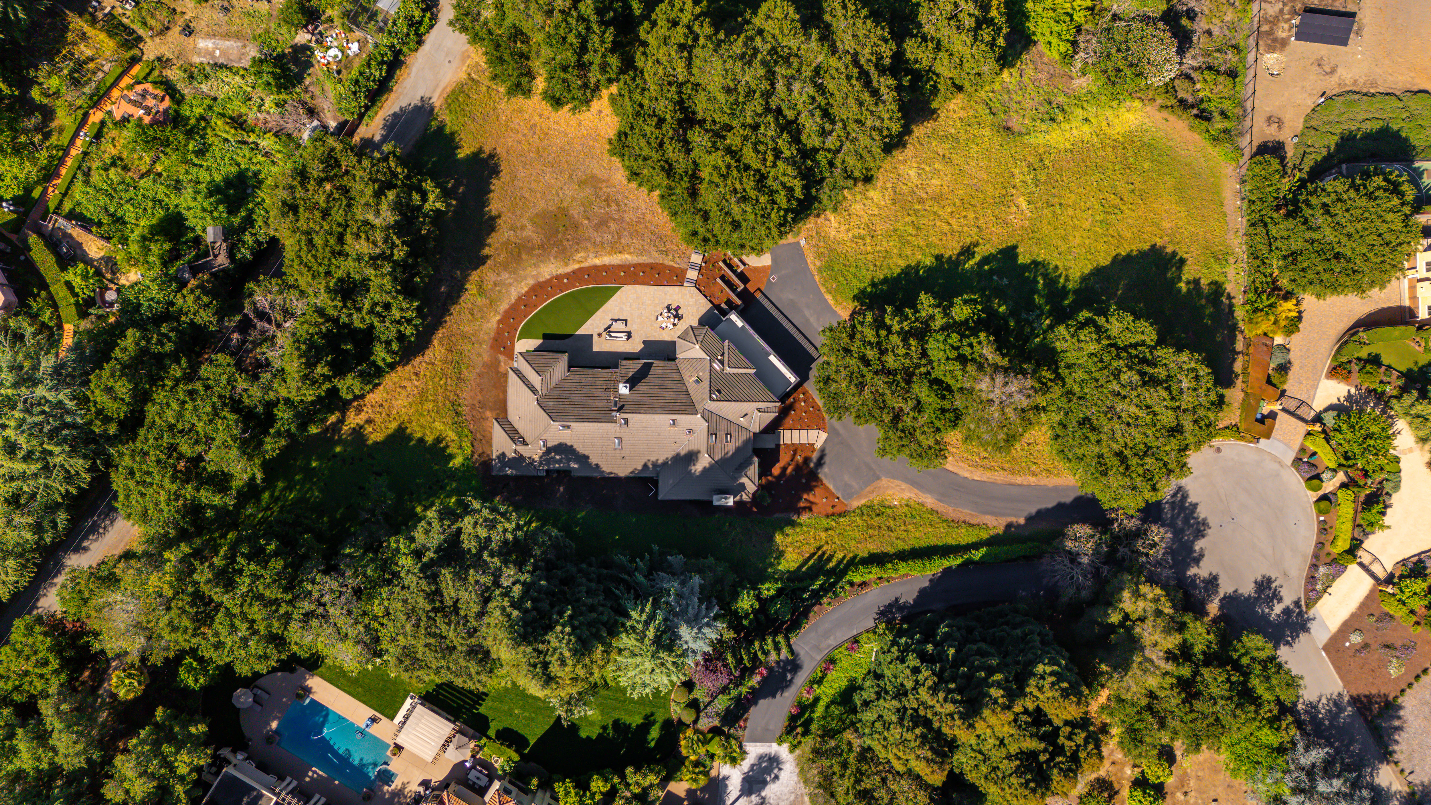  More Than 2.7 Acres of Privacy and Potential with Palo Alto Schools - 物件實景