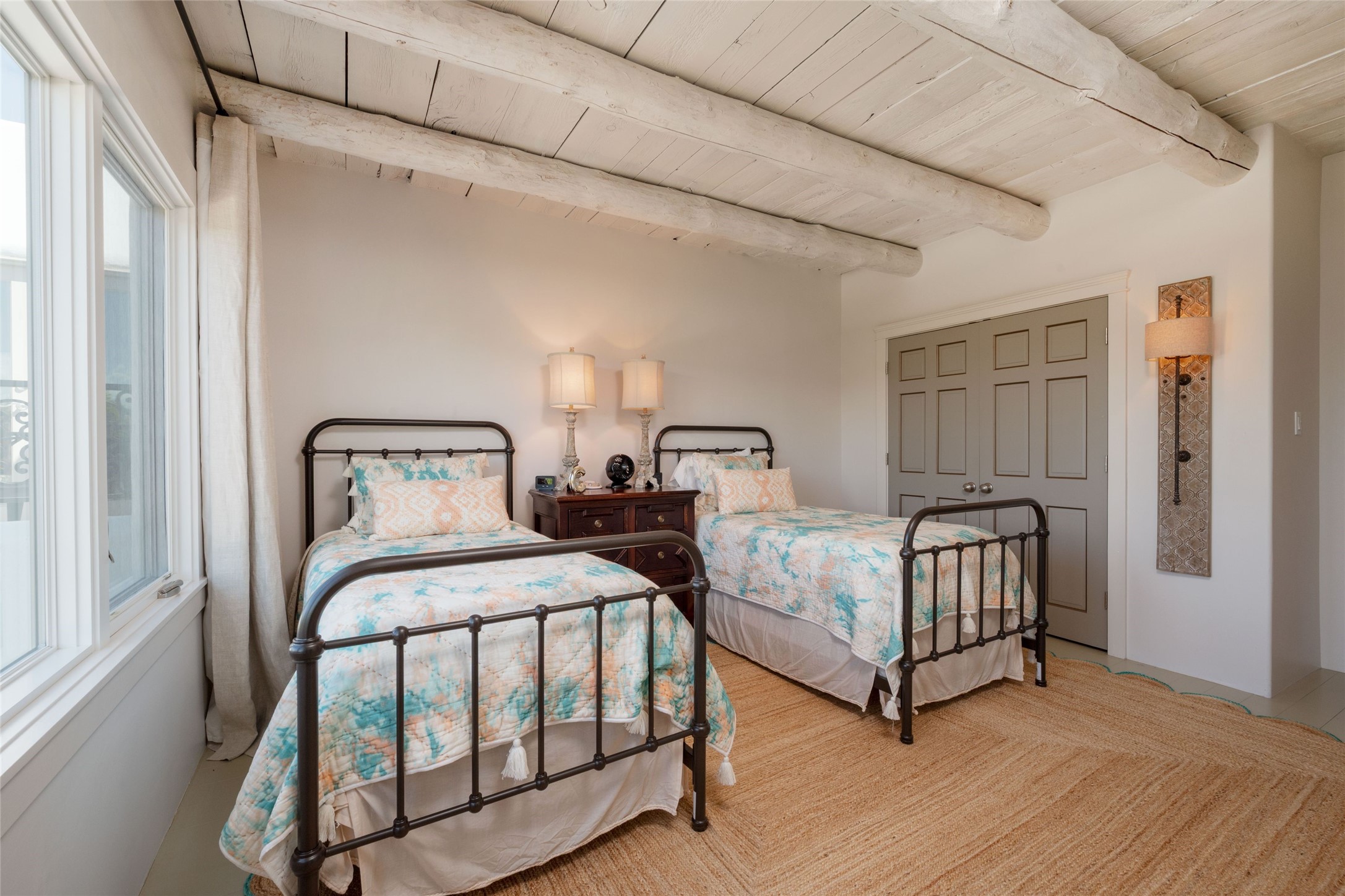  413 Los Arboles Drive - 物件實景