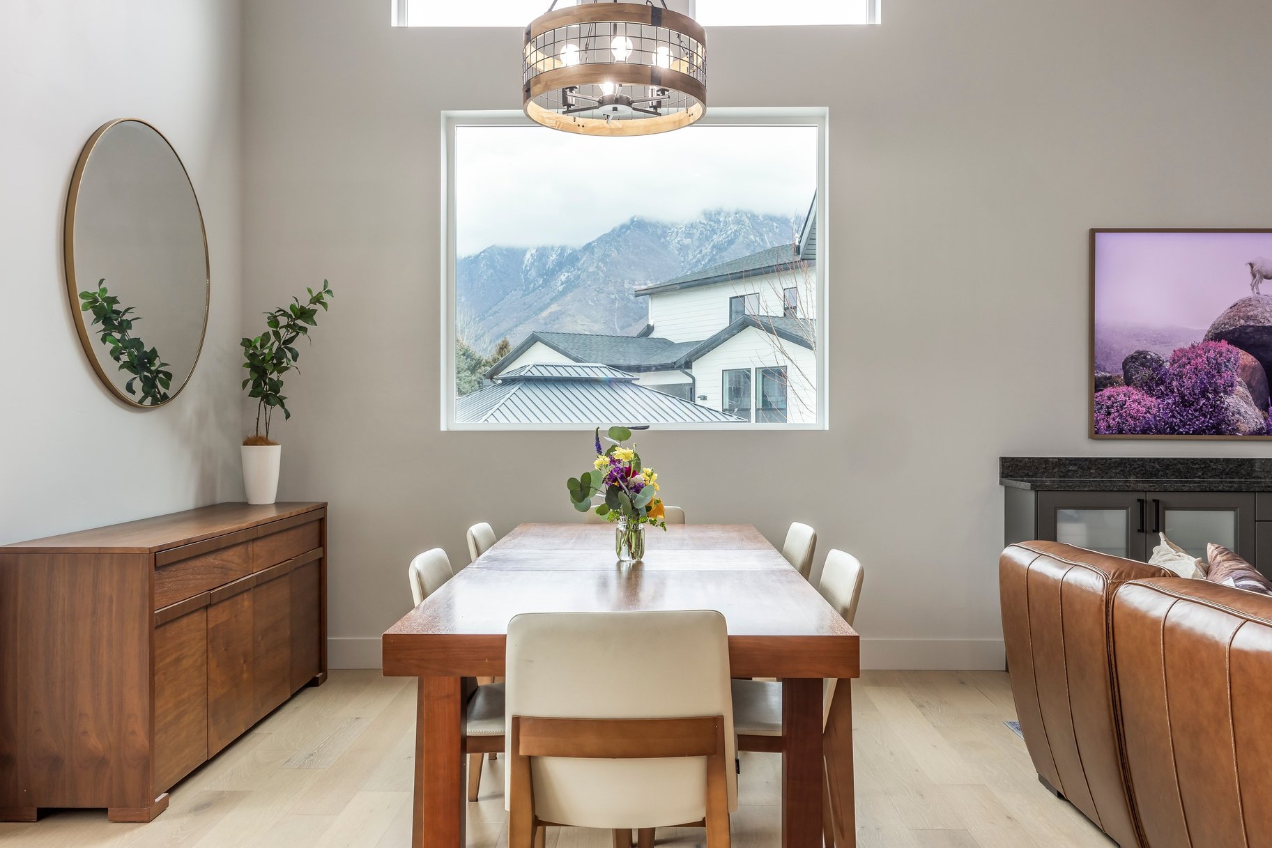  Luxury Inside and Out with Mountain Views - 物件實景