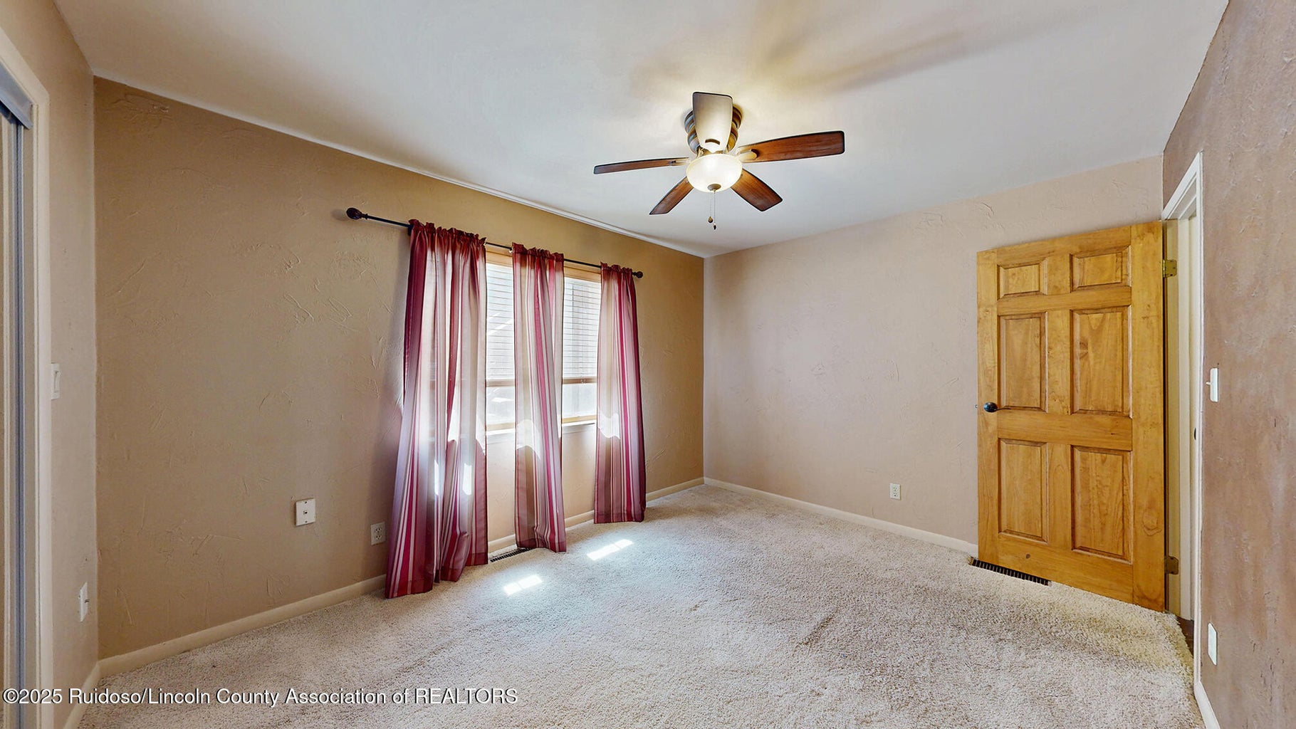 Ruidoso, New Mexico, 88345, United States, 3 Bedrooms Bedrooms, ,3 BathroomsBathrooms,Residential,For Sale,1826738