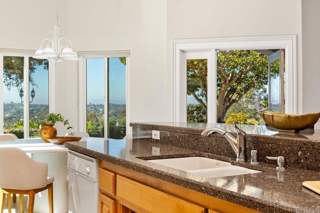 Vista, California, 92084, United States, 4 Bedrooms Bedrooms, ,3 BathroomsBathrooms,Residential,For Sale,1988004