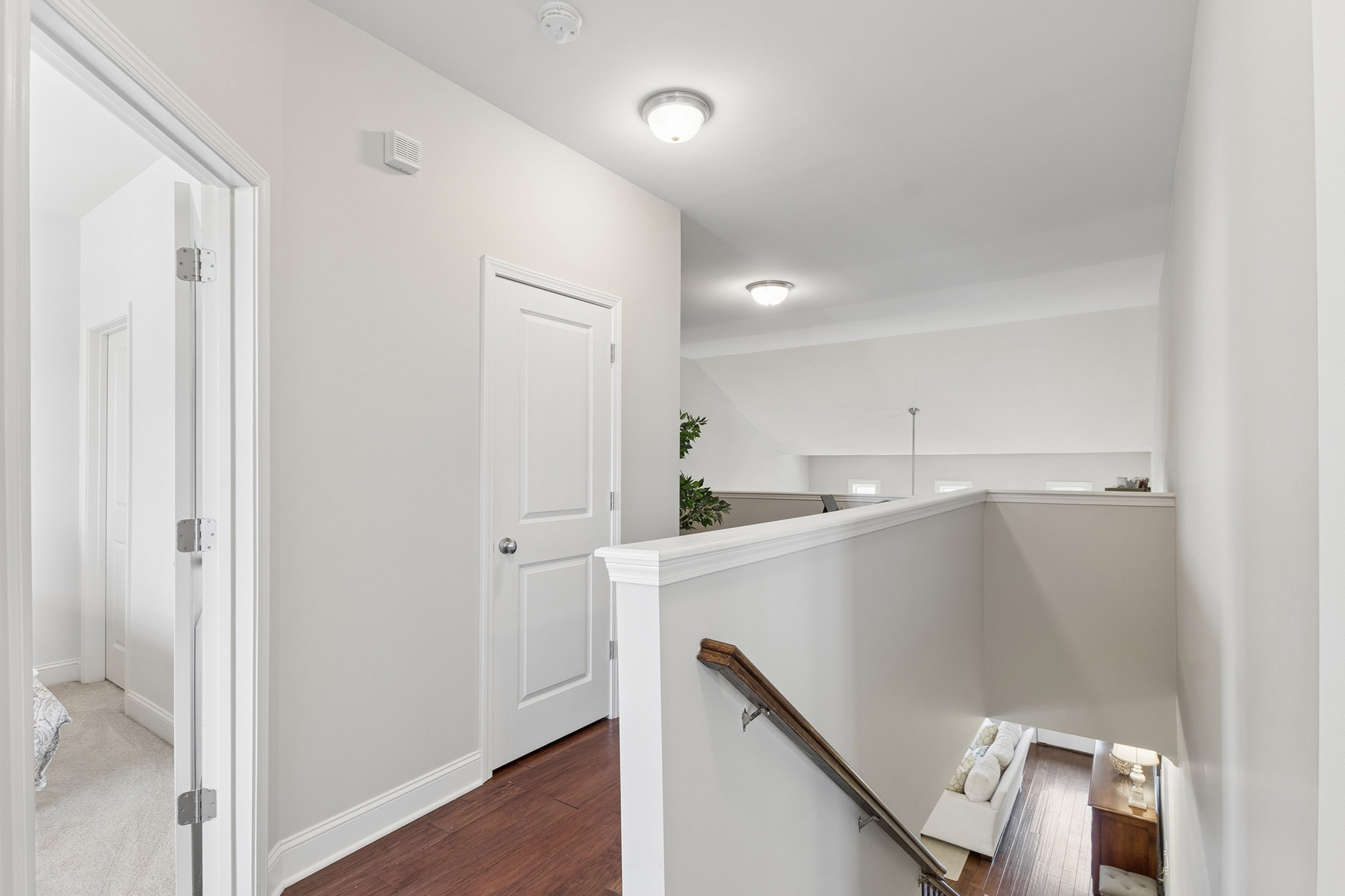  Charming Cape Cod Cottage Style Townhome - 物件實景