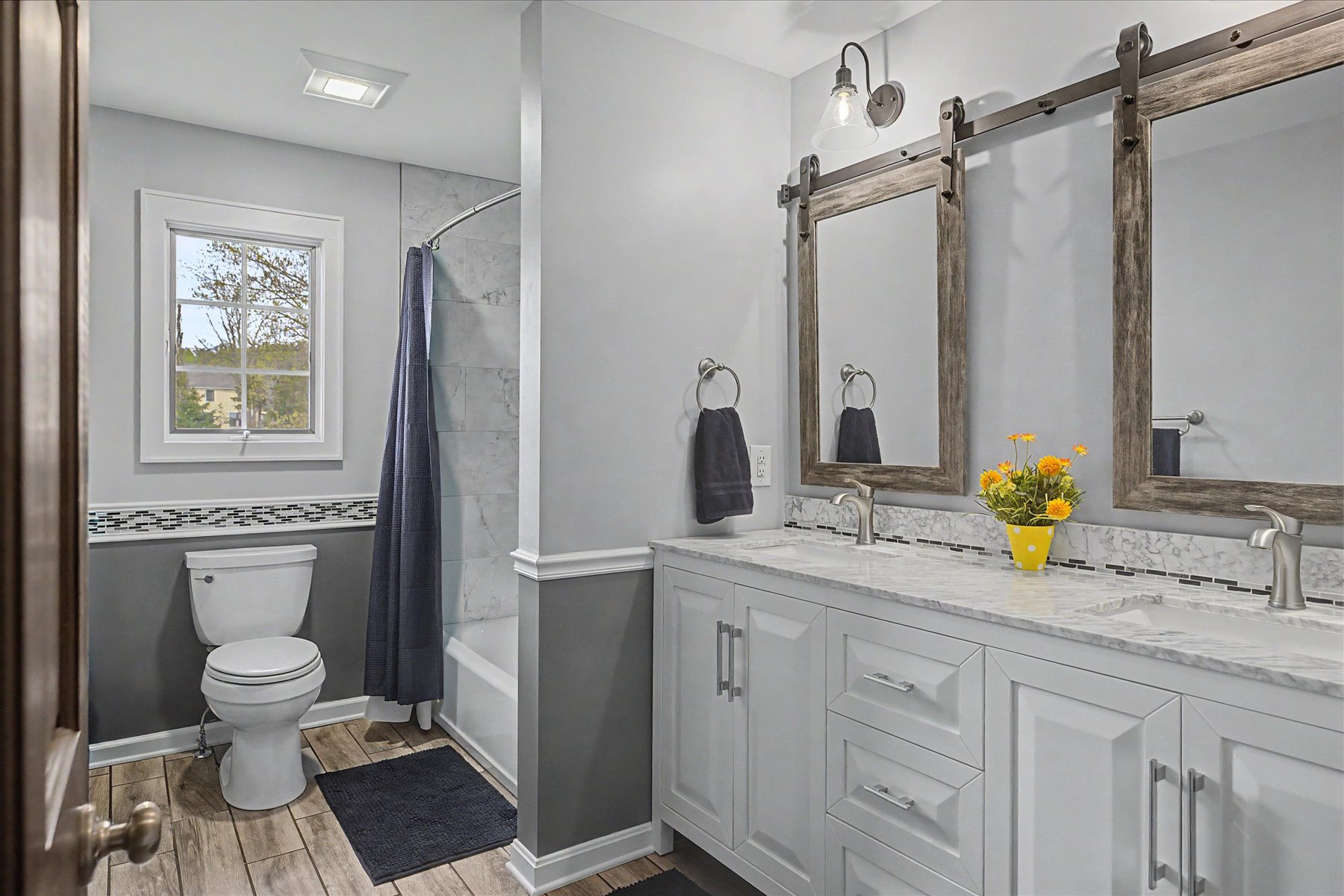  Well Maintained Colonial Home with Exceptional Equestrian Property - 物件實景