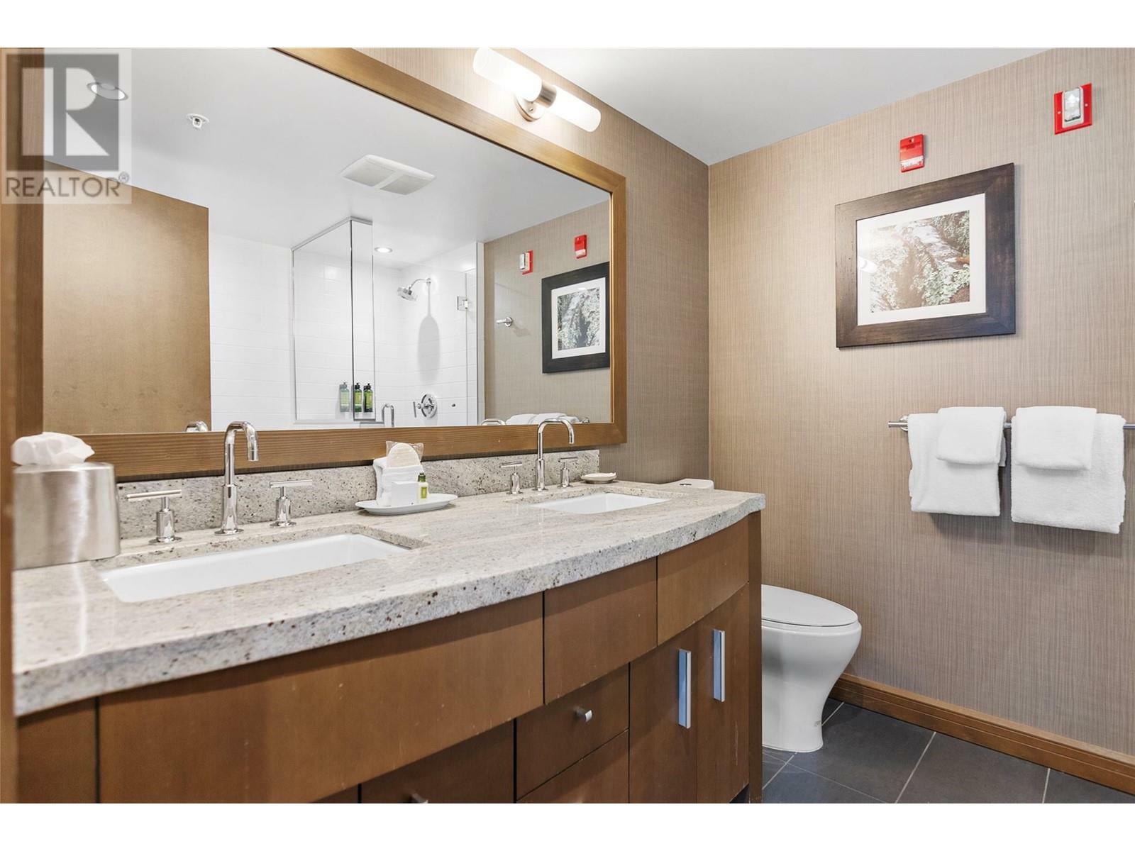 REVELSTOKE, British Columbia, V0E 2S0, CA, 1 Bedroom Bedrooms, ,2 BathroomsBathrooms,Residential,For Sale,1837382