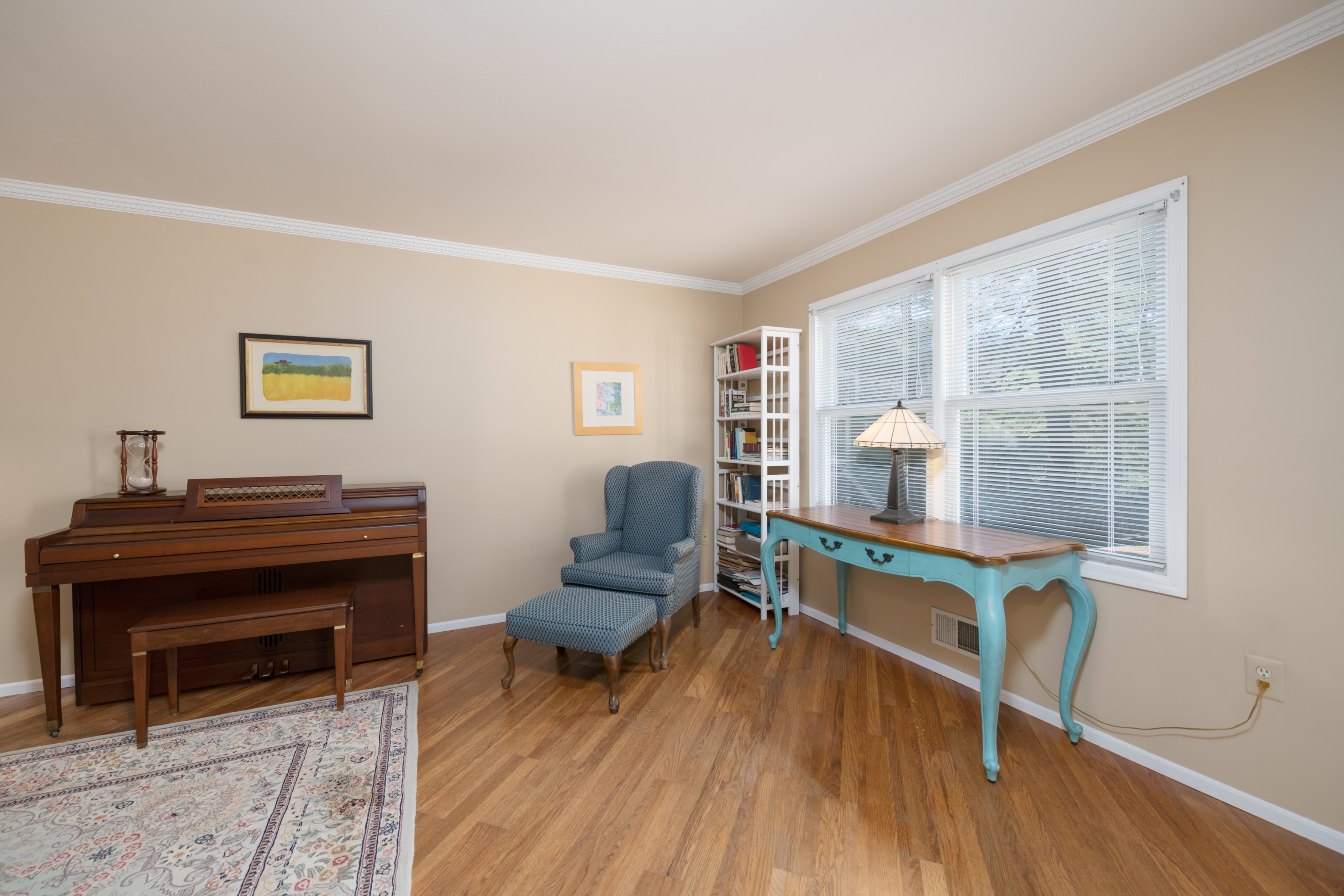 3-bedroom, 2.5-bath townhome in Little Silver - 物件實景