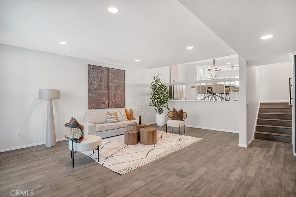 Woodland Hills, California, 91367, United States, 2 Bedrooms Bedrooms, ,3 BathroomsBathrooms,Residential,For Sale,1920124