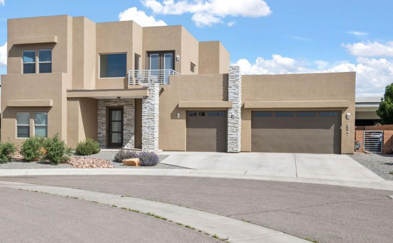 Albuquerque, New Mexico, 87120, United States, 5 Bedrooms Bedrooms, ,5 BathroomsBathrooms,Residential,For Sale,1940027