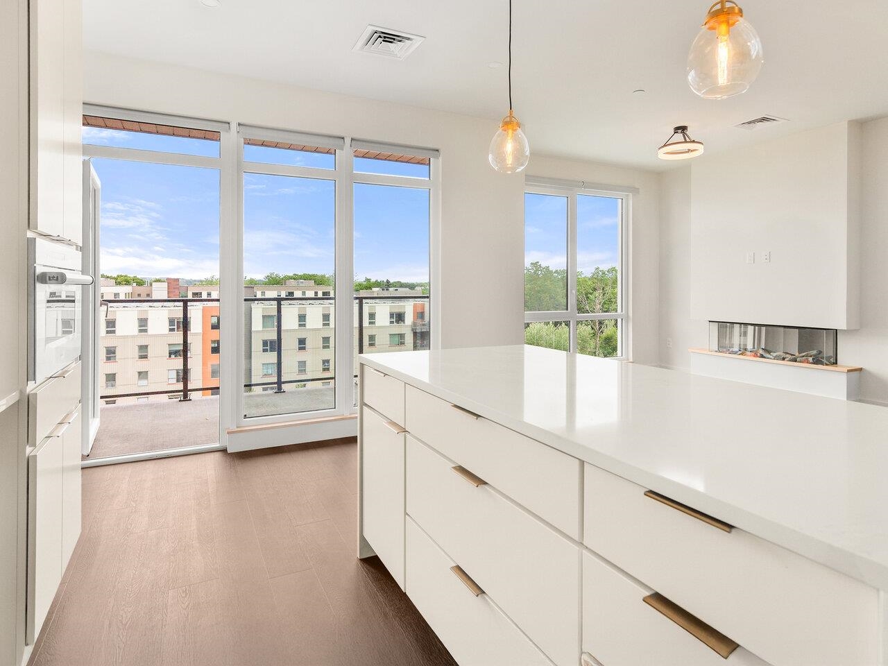 Burlington, Vermont, 05401, United States, 1 Bedroom Bedrooms, ,Residential,For Sale,1711937