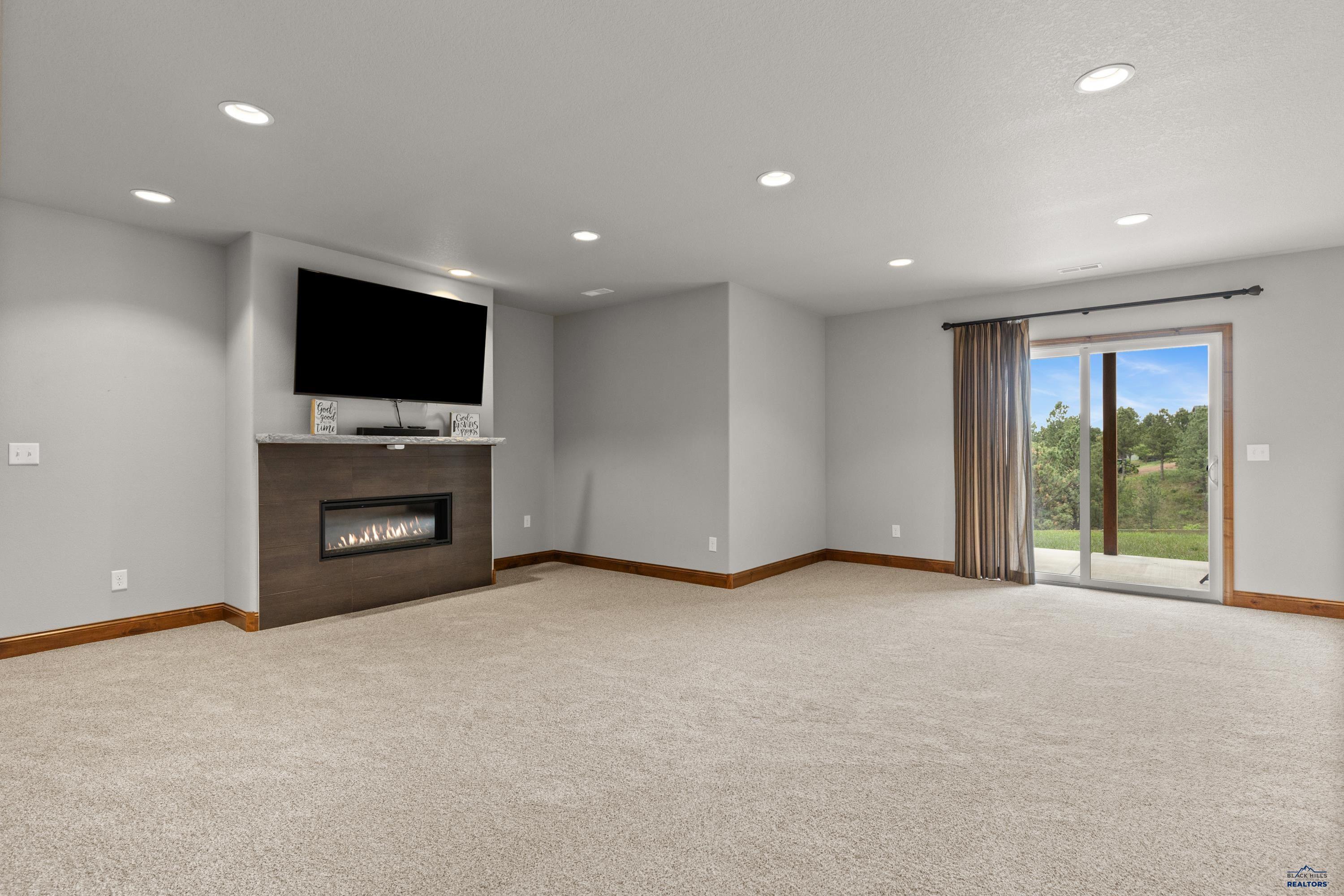 Rapid City, South Dakota, 57702, United States, 4 Bedrooms Bedrooms, ,3 BathroomsBathrooms,Residential,For Sale,1840949