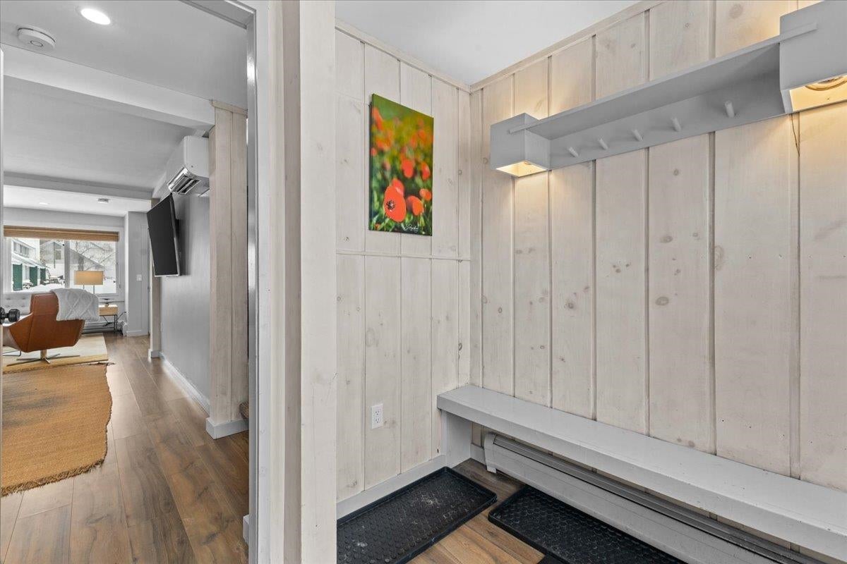 Stowe, Vermont, 05672, United States, 2 Bedrooms Bedrooms, ,2 BathroomsBathrooms,Residential,For Sale,1686552