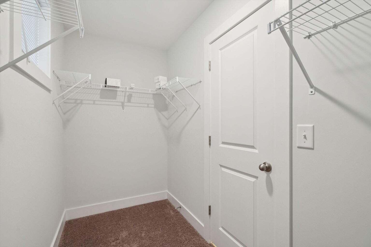 Charleston, South Carolina, 29407, United States, 4 Bedrooms Bedrooms, ,3 BathroomsBathrooms,Residential,For Sale,1866591