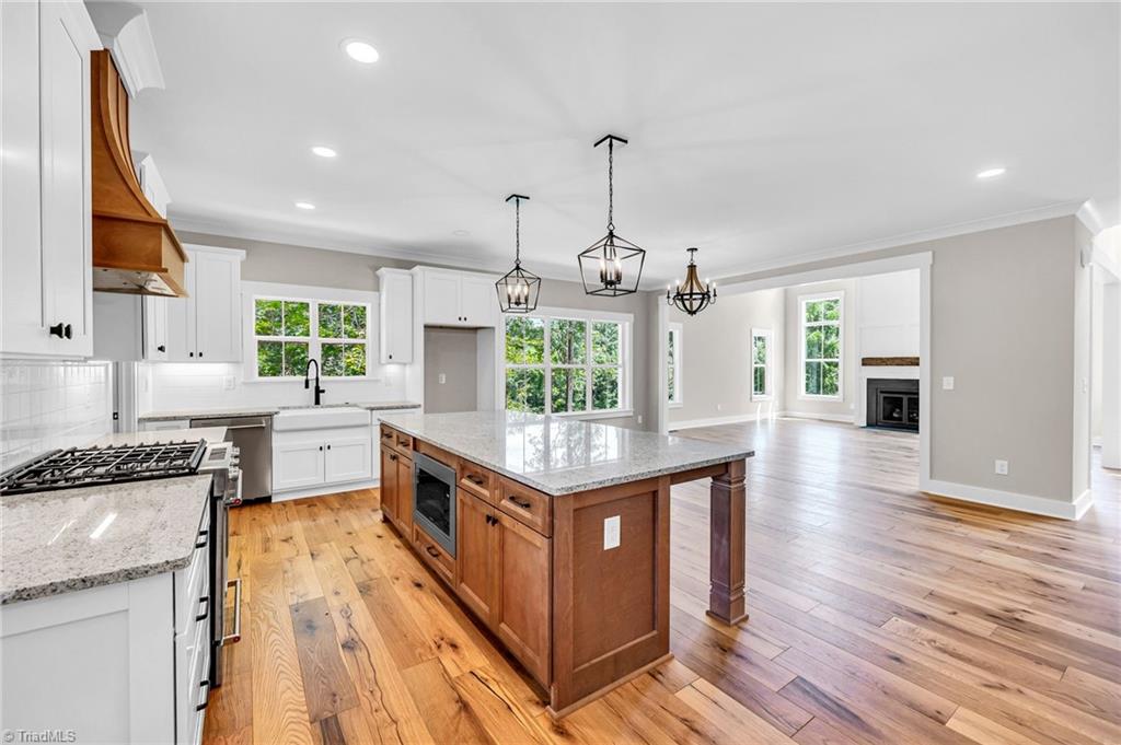 Lewisville, North Carolina, 27023, United States, 4 Bedrooms Bedrooms, ,3 BathroomsBathrooms,Residential,For Sale,1927422