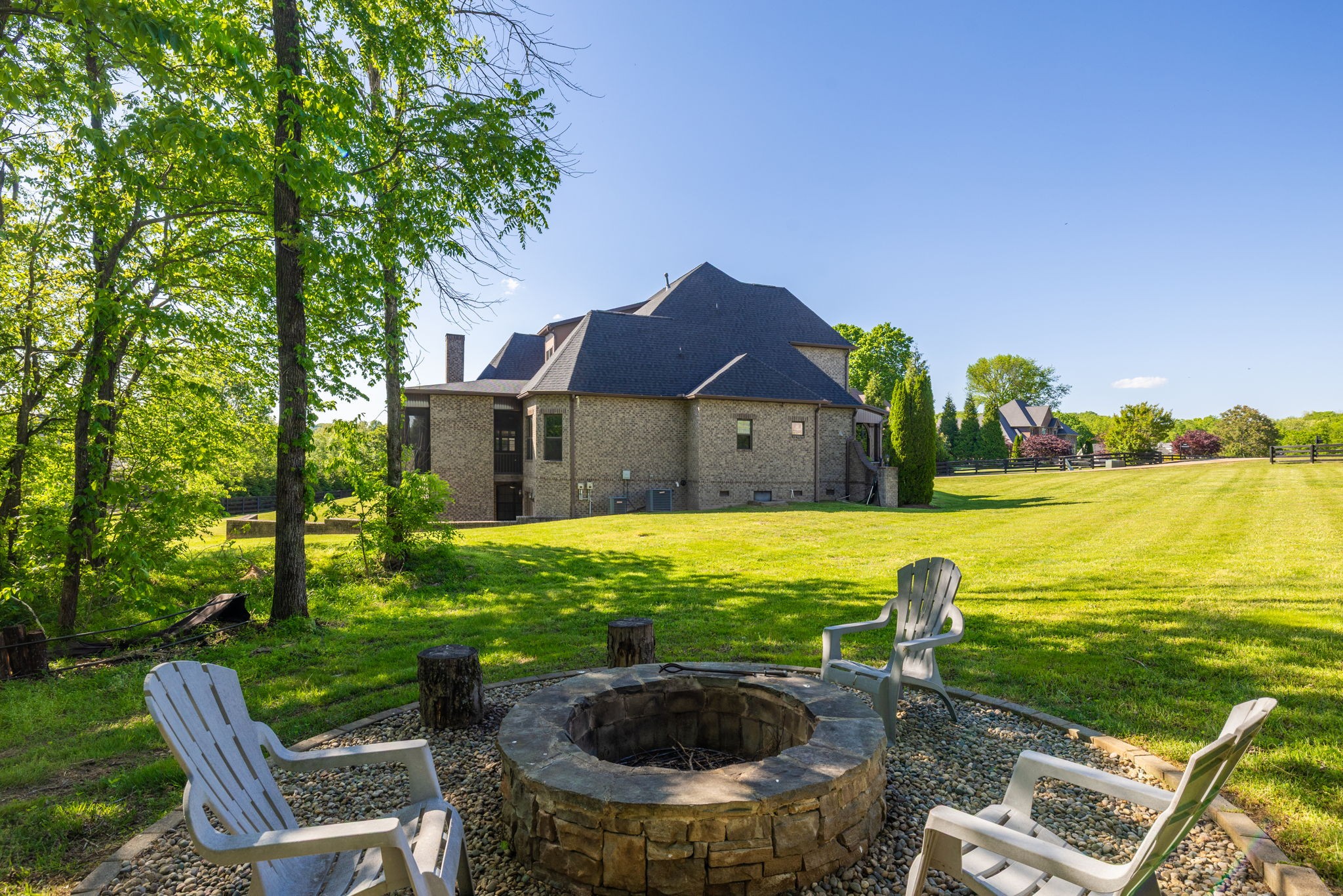  2713 Deer Haven Ct, Franklin, TN, 37067 - 物件實景