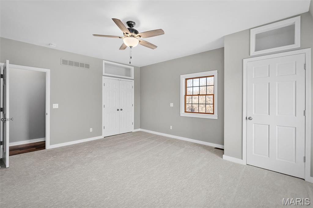 Elsberry, Missouri, 63343, United States, 3 Bedrooms Bedrooms, ,2 BathroomsBathrooms,Residential,For Sale,1828292