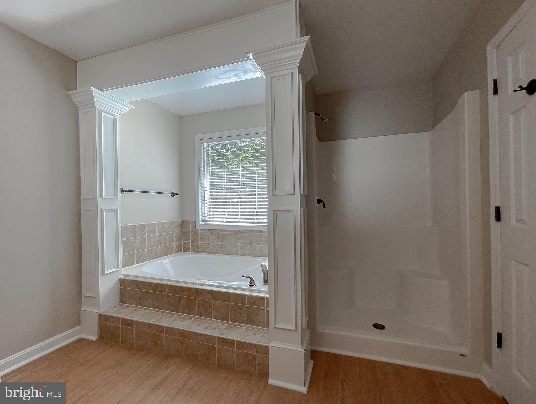 Saint Inigoes, Maryland, 20684, United States, 4 Bedrooms Bedrooms, ,4 BathroomsBathrooms,Residential,For Sale,1935766
