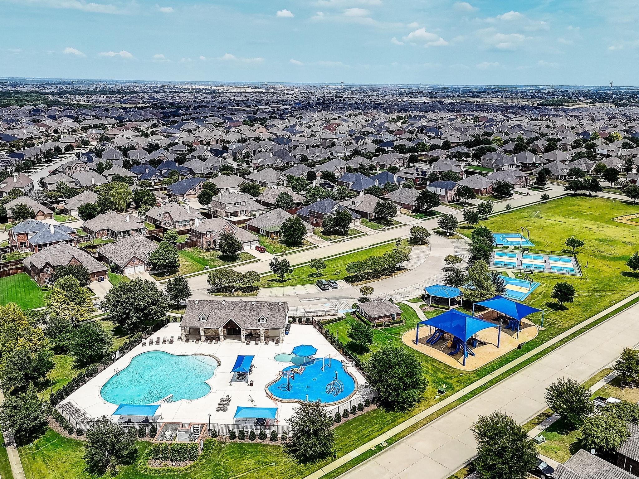 Little Elm, Texas, 75068, United States, 4 Bedrooms Bedrooms, ,4 BathroomsBathrooms,Residential,For Sale,1924720