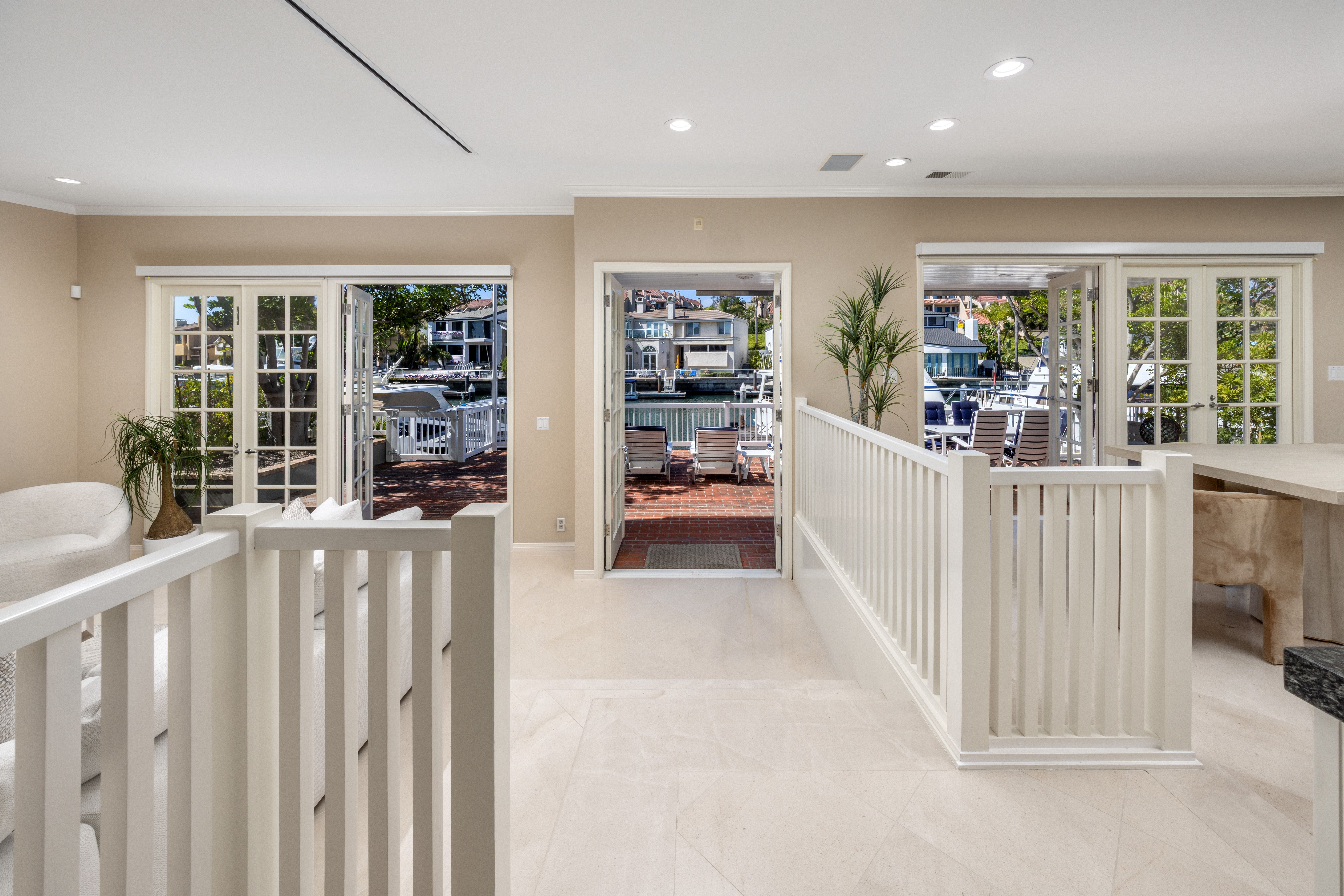  736 Harbor Island Drive, Newport Beach, CA 92660 - 物件實景