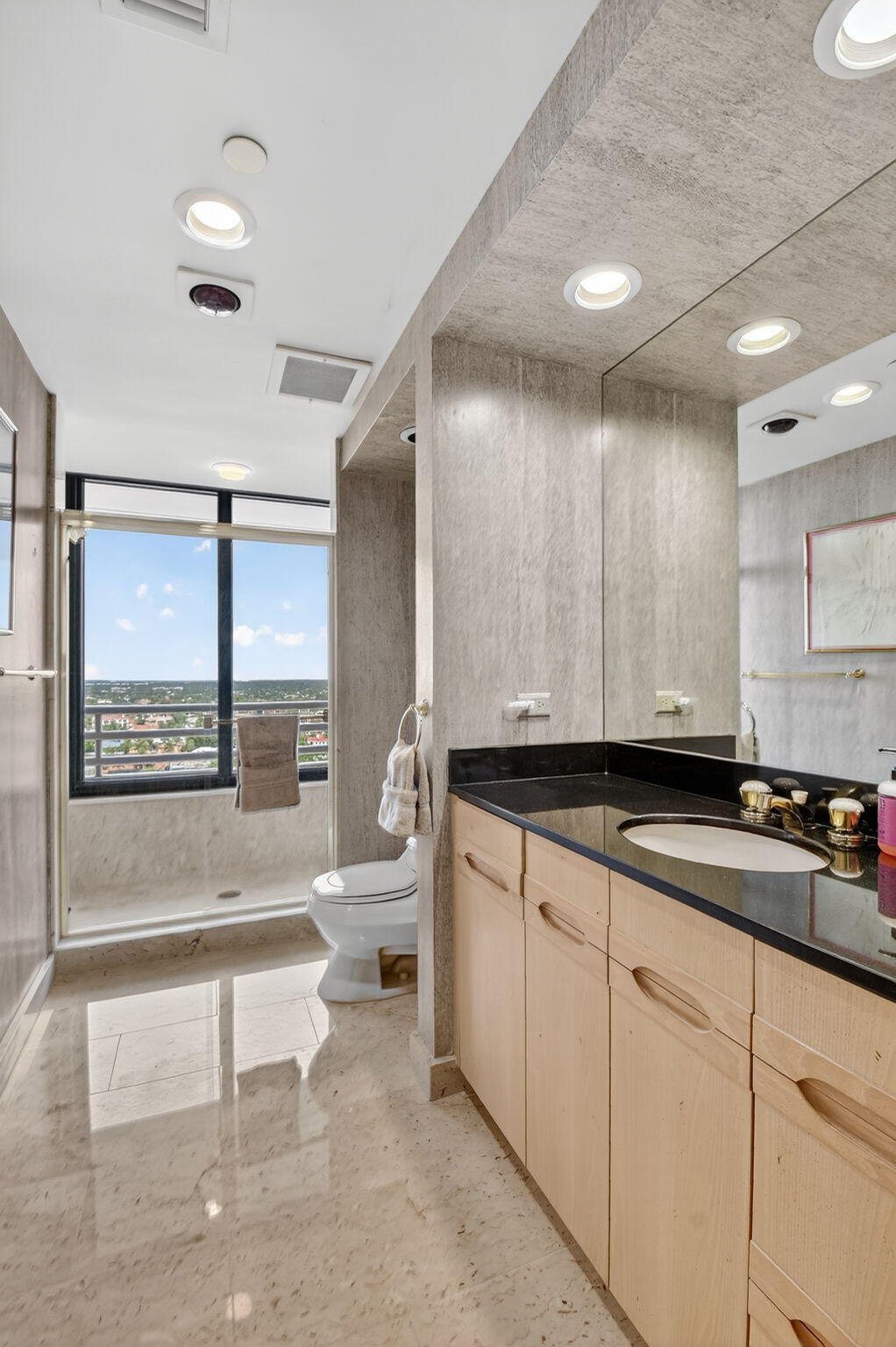 Boca Raton, Florida, 33432, United States, 4 Bedrooms Bedrooms, ,5 BathroomsBathrooms,Residential,For Sale,1941054