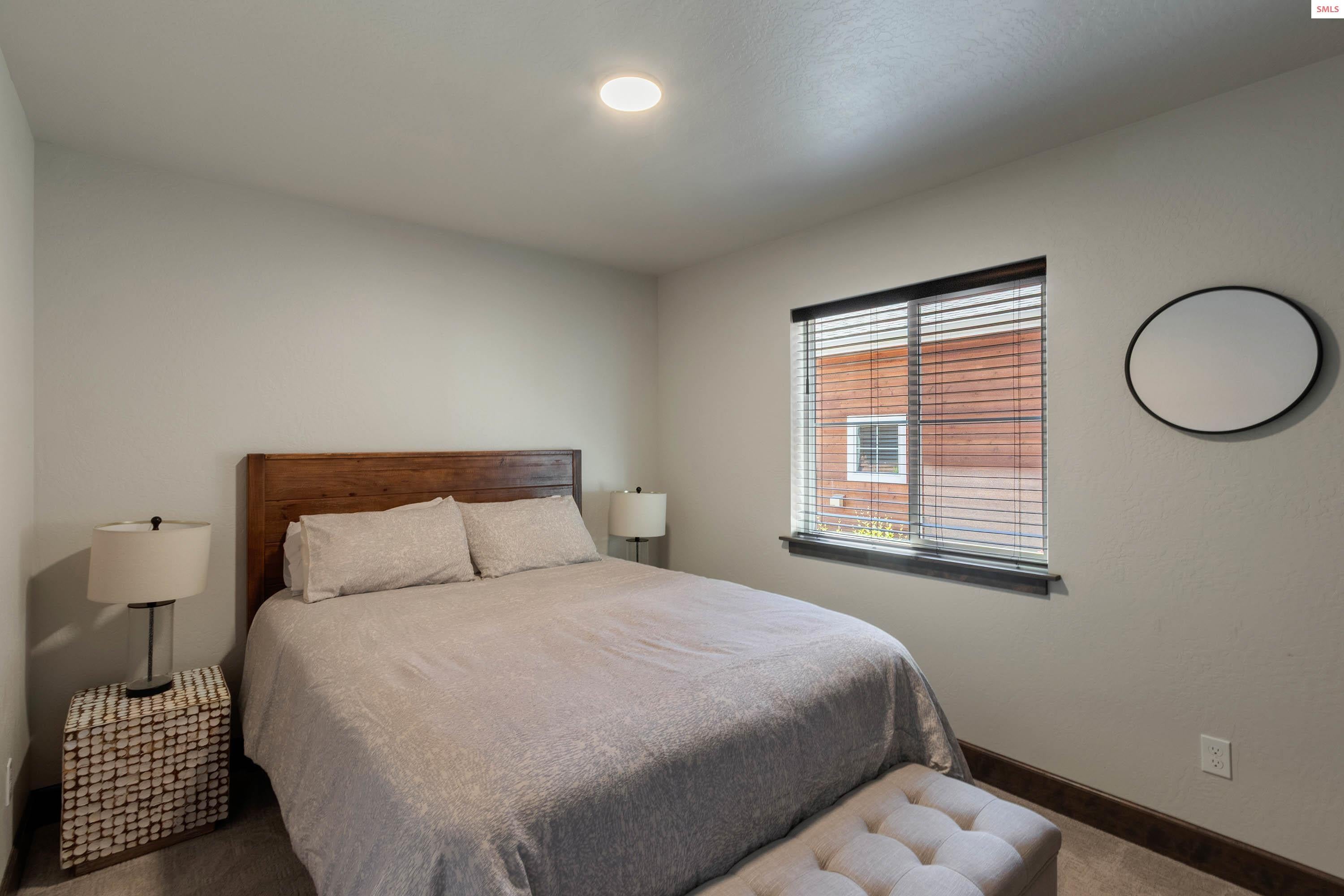 Dover, Idaho, 83825, United States, 3 Bedrooms Bedrooms, ,2 BathroomsBathrooms,Residential,For Sale,2031263