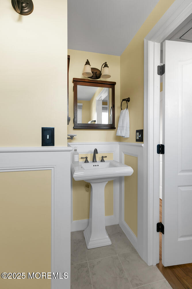 Hazlet, New Jersey, 07730, United States, 3 Bedrooms Bedrooms, ,2 BathroomsBathrooms,Residential,For Sale,1995385