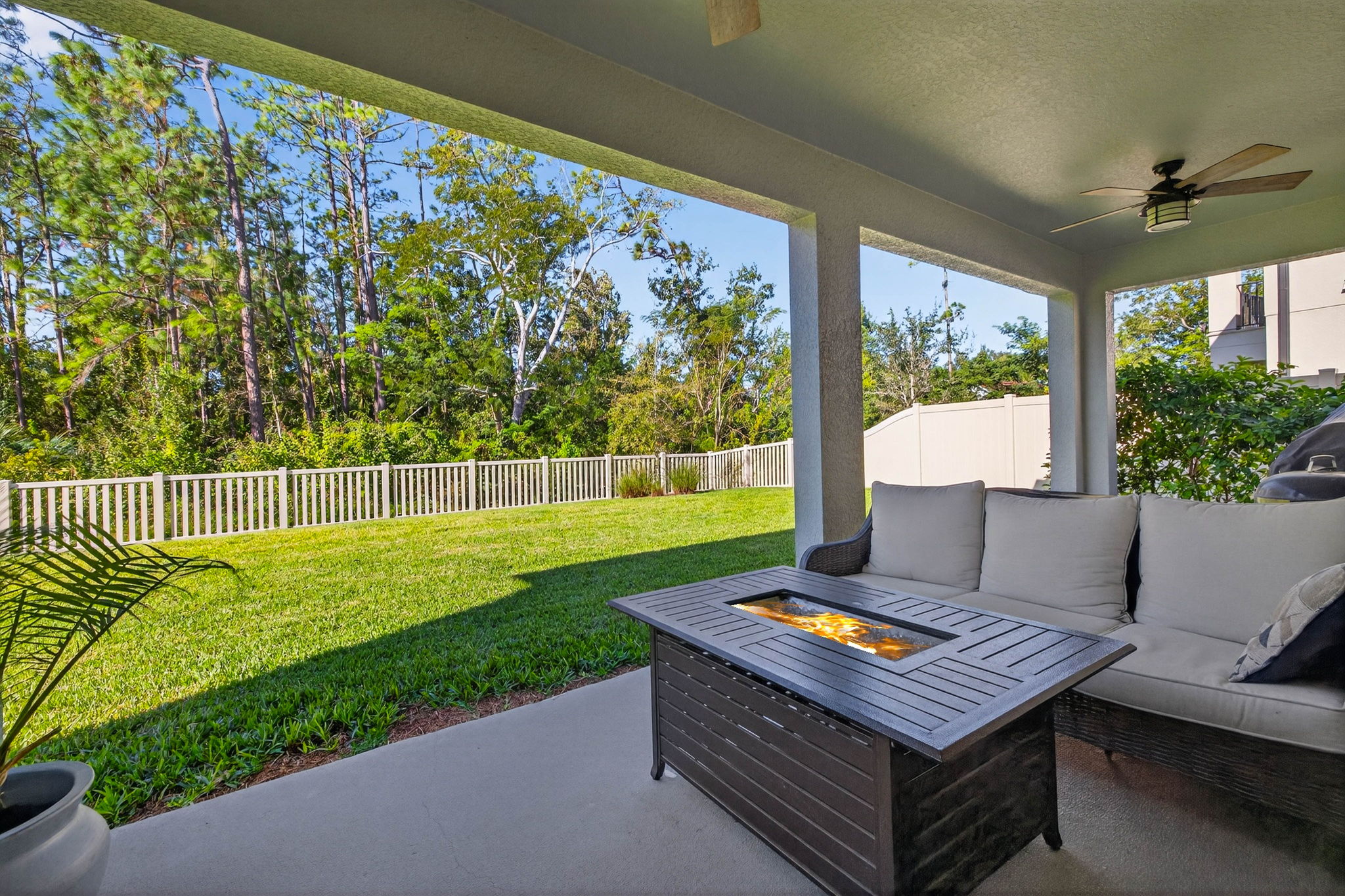 Land O Lakes, Florida, 34637, United States, 5 Bedrooms Bedrooms, ,3 BathroomsBathrooms,Residential,For Sale,1976107