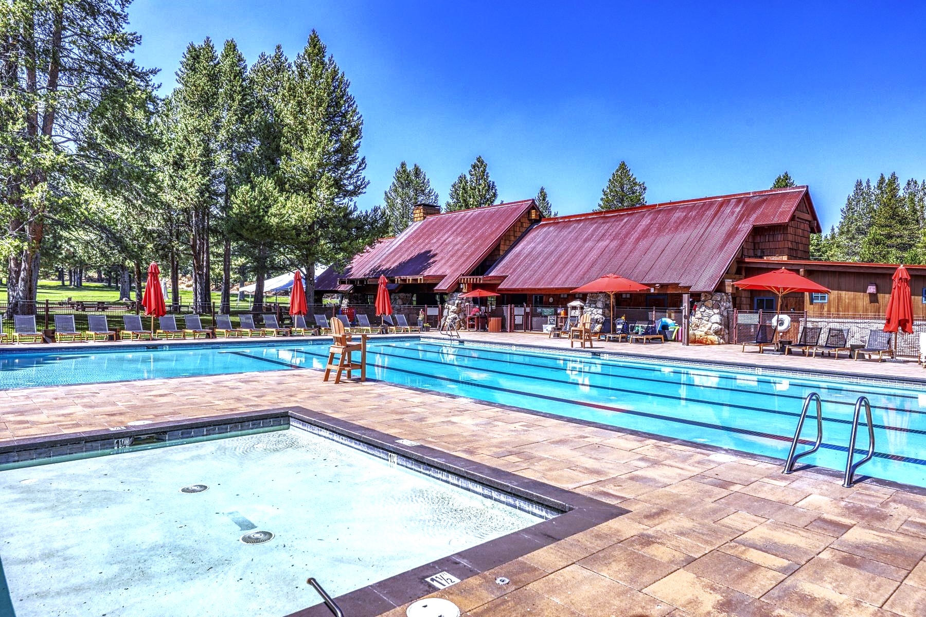  Gorgeous .63 acre Homesite in Truckee