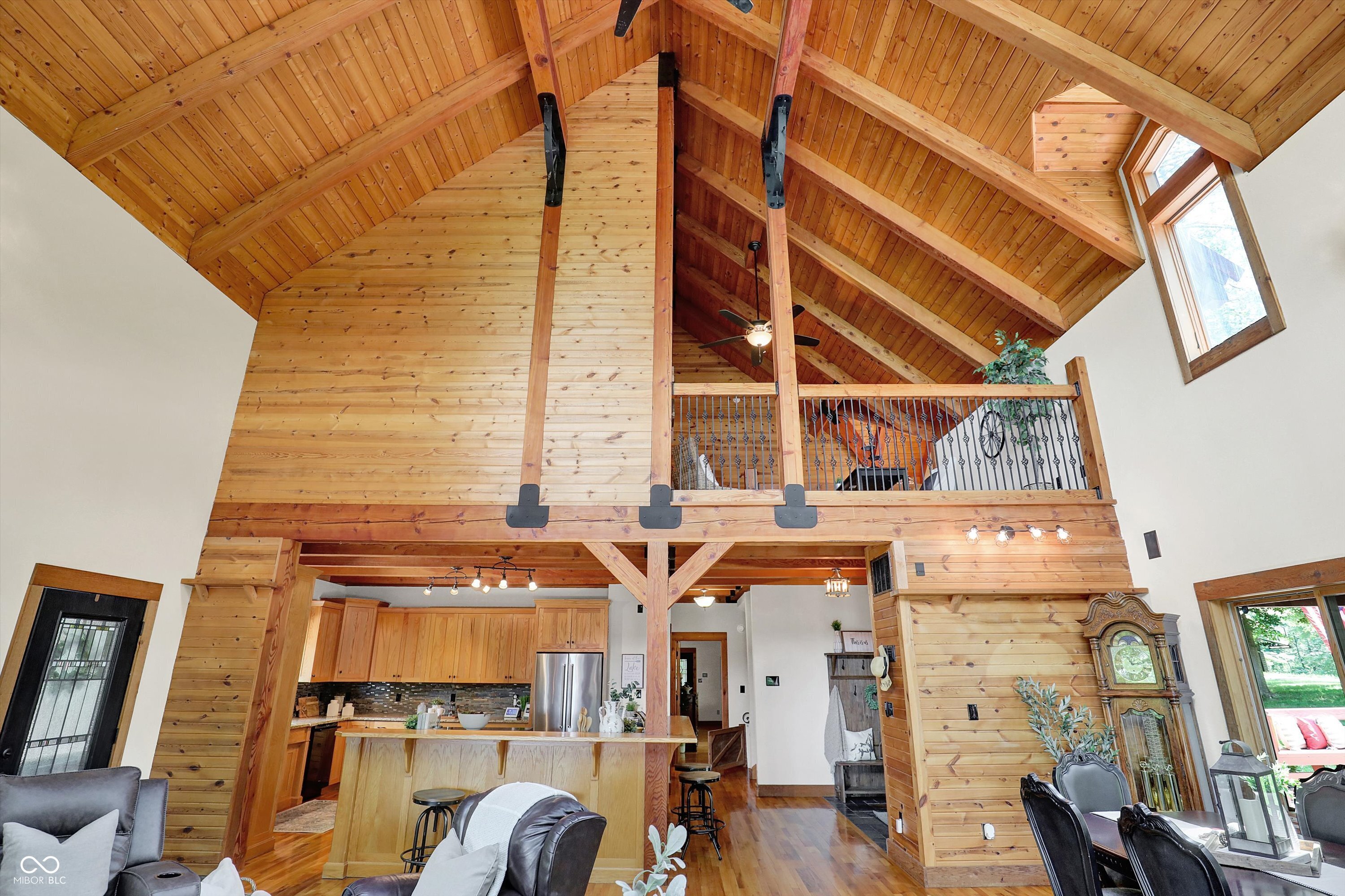 Unionville, Indiana, 47468, United States, 4 Bedrooms Bedrooms, ,5 BathroomsBathrooms,Residential,For Sale,1870094