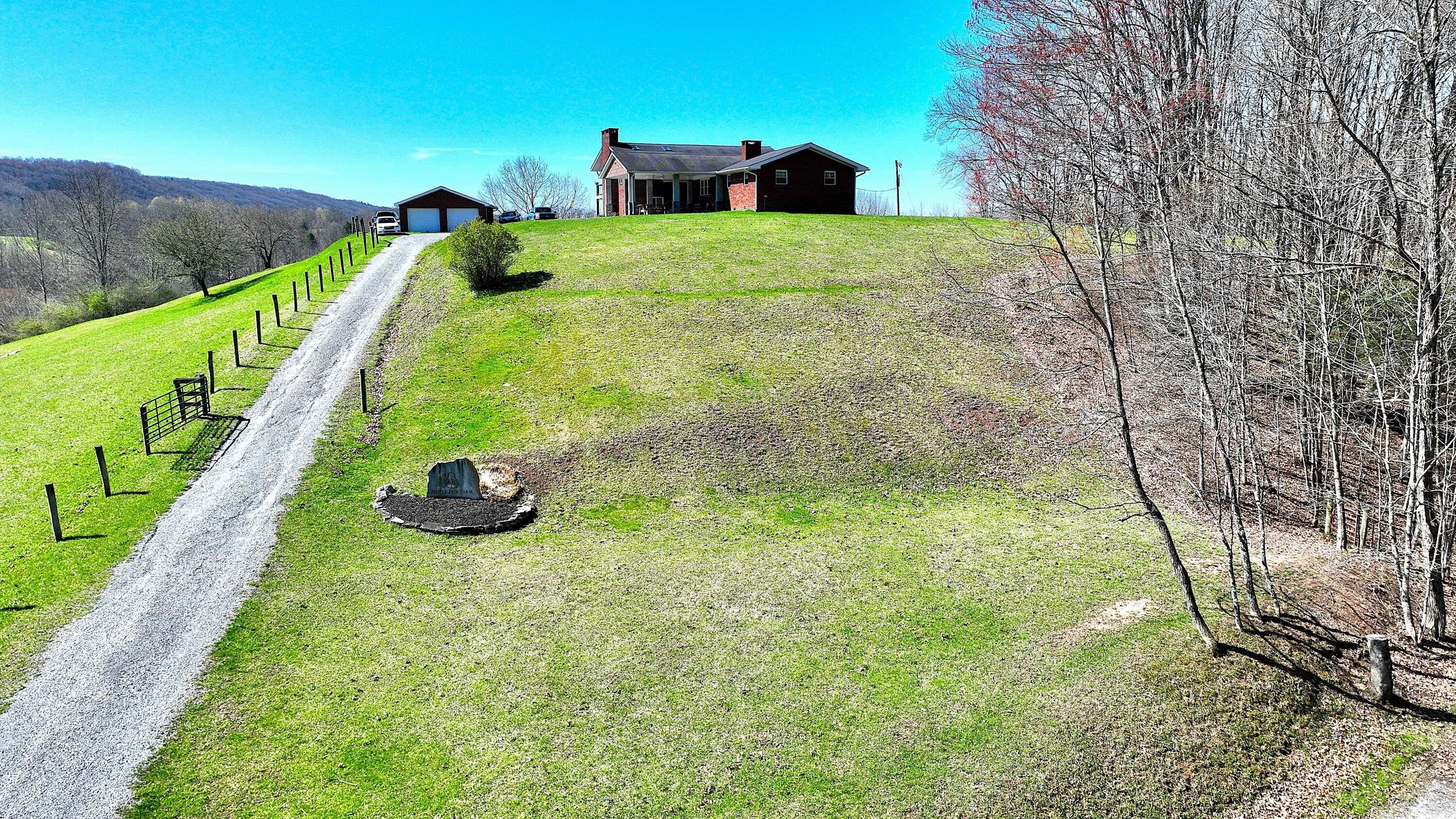 Hillsboro, West Virginia, 24946, United States, 4 Bedrooms Bedrooms, ,3 BathroomsBathrooms,Residential,For Sale,1786403