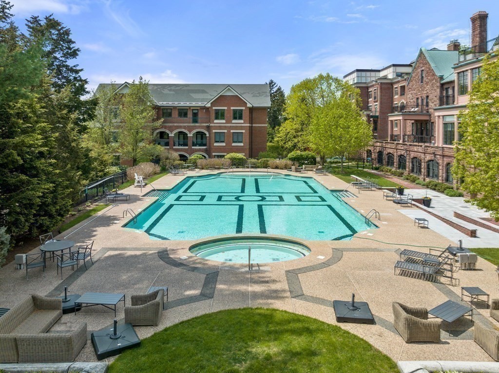 Brookline, Massachusetts, 02445, United States, 2 Bedrooms Bedrooms, ,3 BathroomsBathrooms,Residential,For Sale,1898369