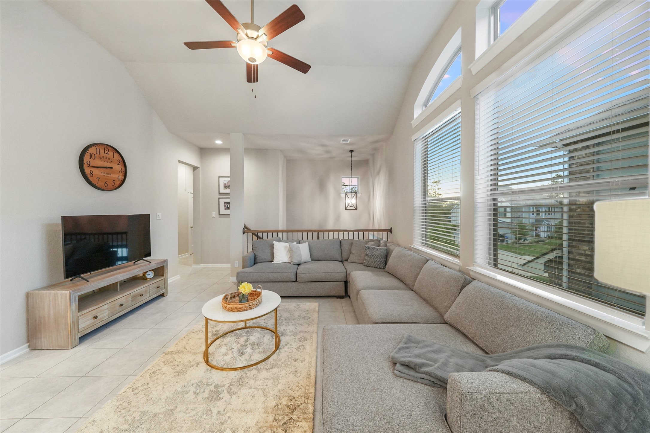  324 N Spotted Fern Drive - 物件實景