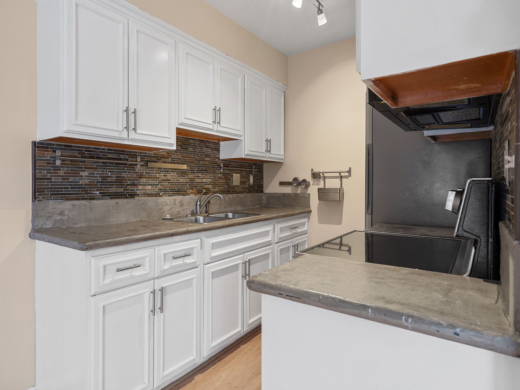  335 Cedar Avenue #412, Long Beach, CA 90802 - 物件實景