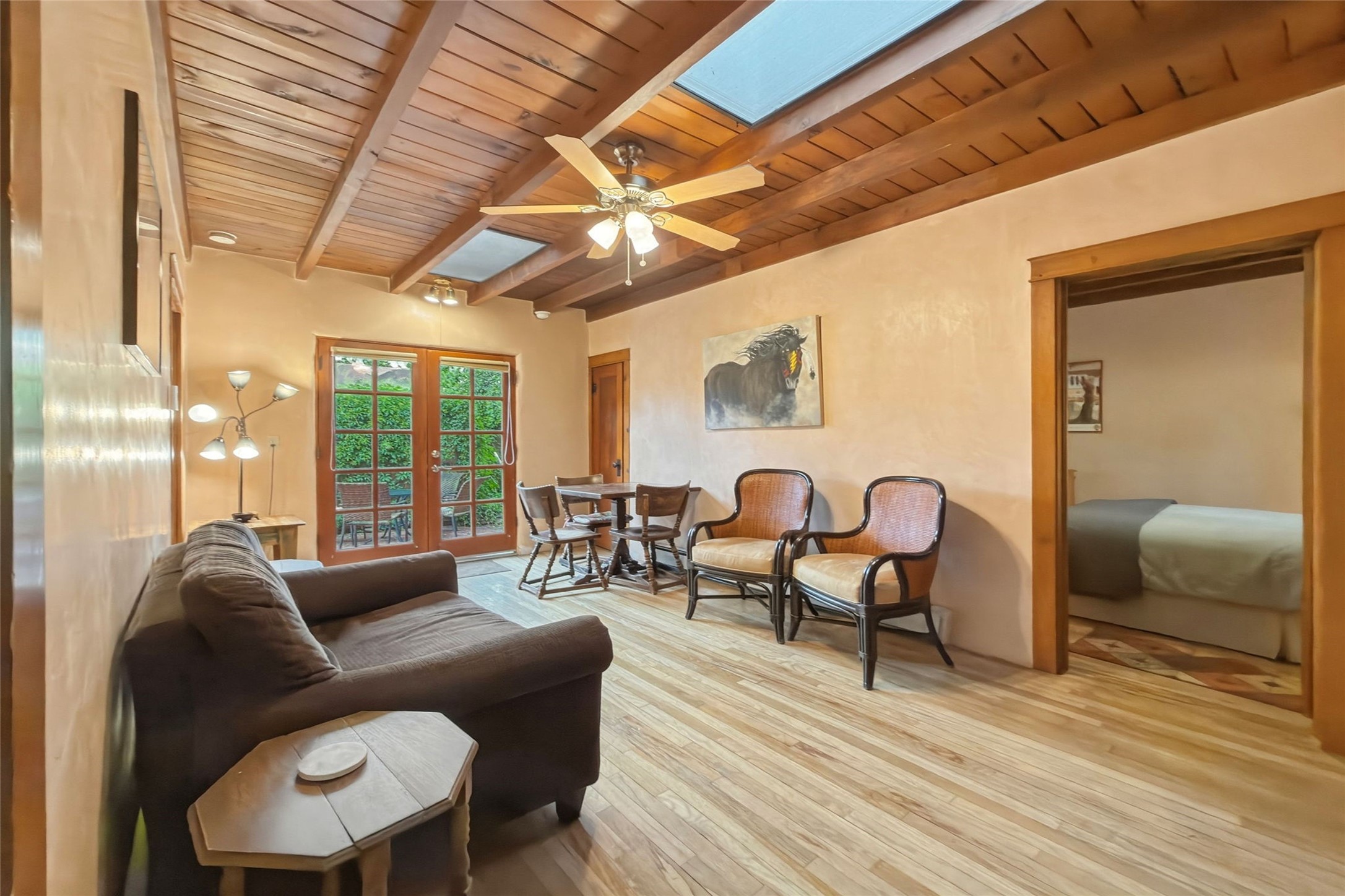  216 E Santa Fe Avenue - 物件實景