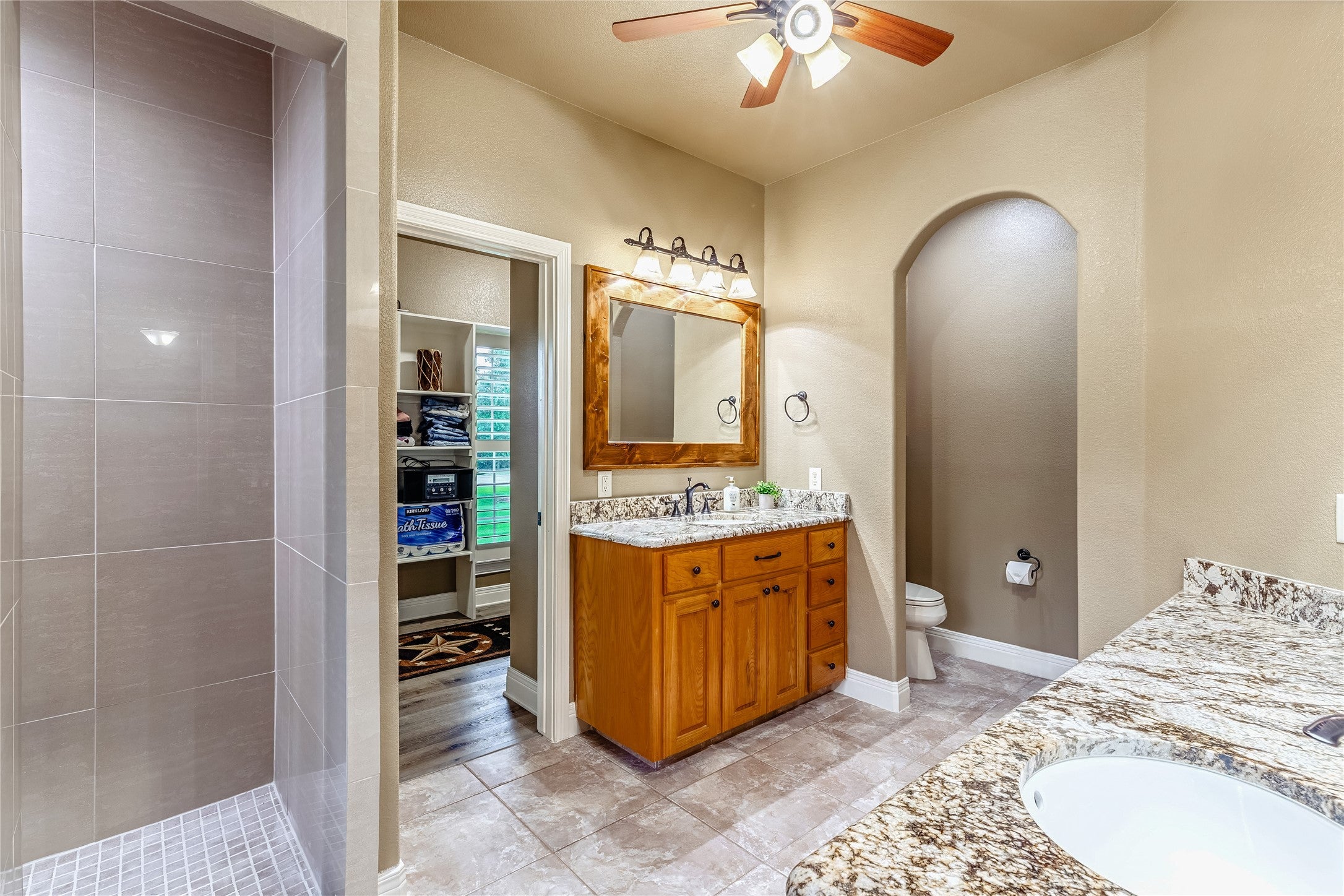 Lakeside, Texas, 76135, United States, 3 Bedrooms Bedrooms, ,3 BathroomsBathrooms,Residential,For Sale,2047956