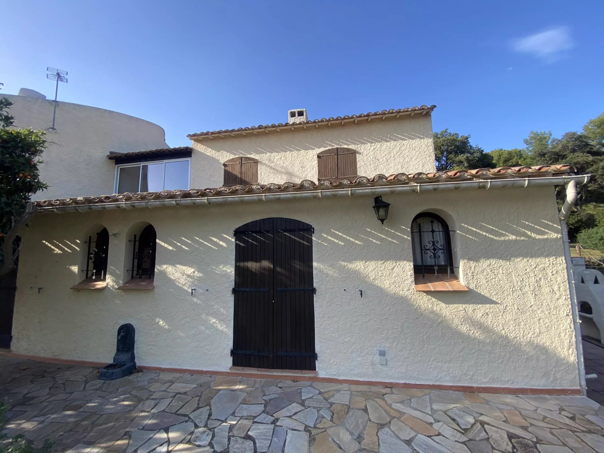 Saint-Mandrier-sur-Mer, Provence-Alpes-Côte d’Azur, 83430, FR, 4 Bedrooms Bedrooms, ,6 BathroomsBathrooms,Residential,For Sale,1673174