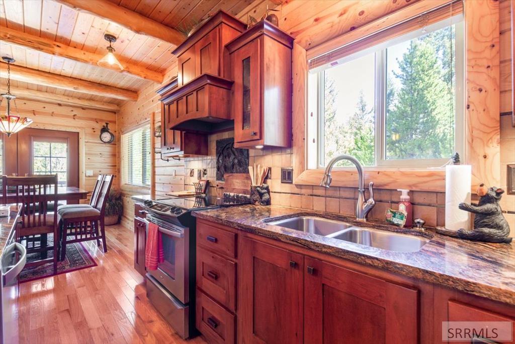 Island Park, Idaho, 83429, United States, 3 Bedrooms Bedrooms, ,2 BathroomsBathrooms,Residential,For Sale,1766025
