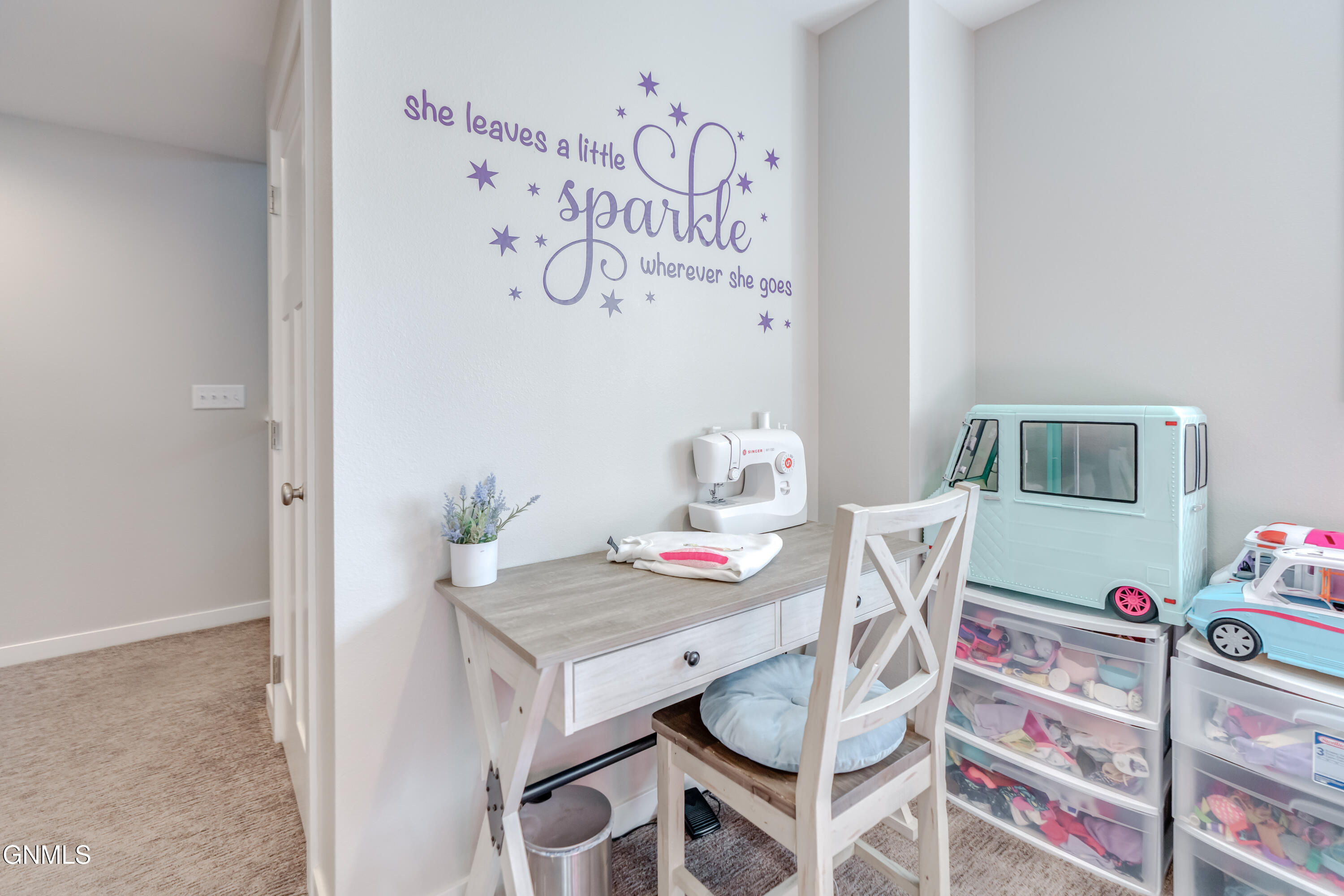 Bismarck, North Dakota, 58504, United States, 5 Bedrooms Bedrooms, ,2 BathroomsBathrooms,Residential,For Sale,1986096