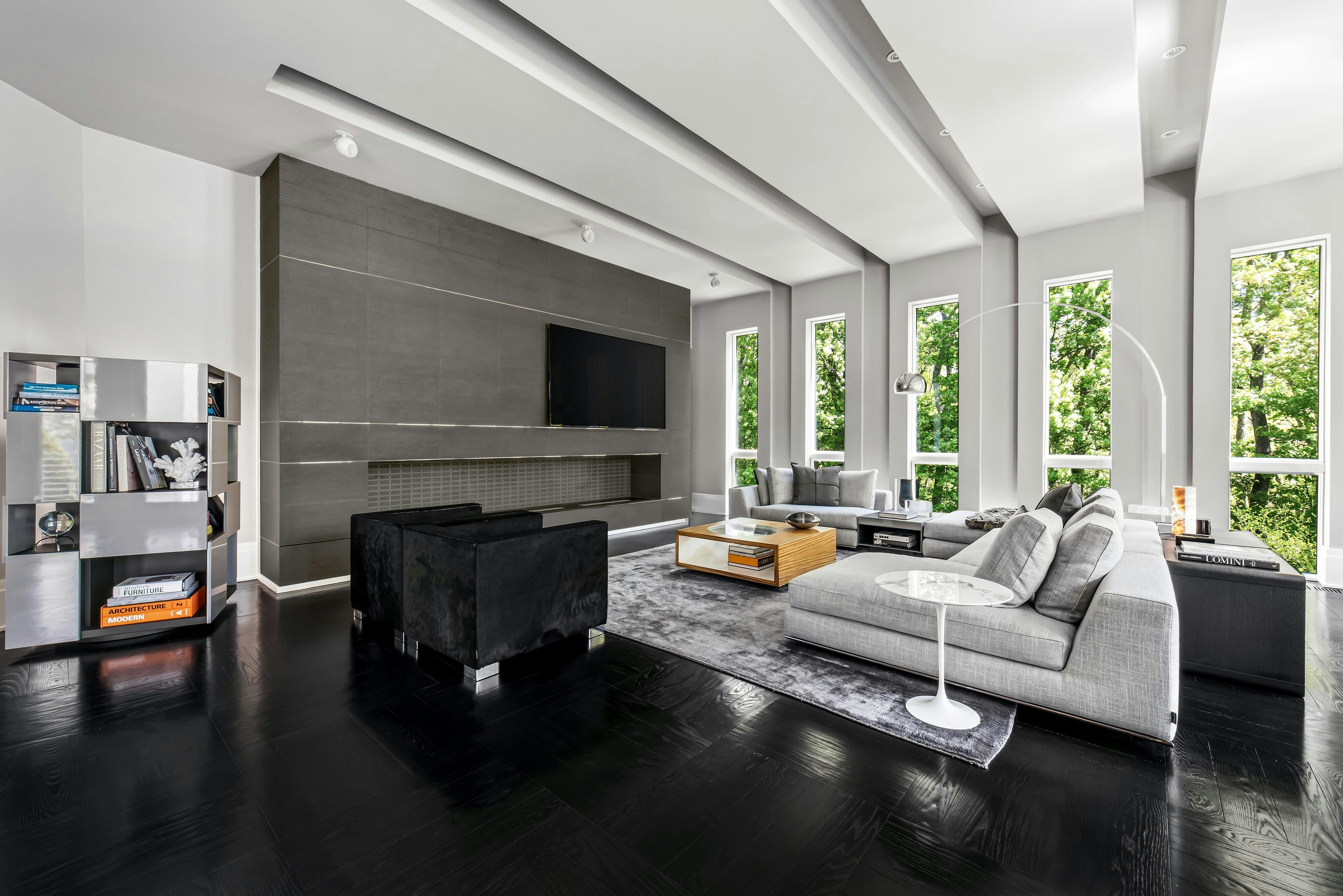  Distinguished By Architectural Clarity, Complete Privacy, And A Deeply Personal - 物件實景