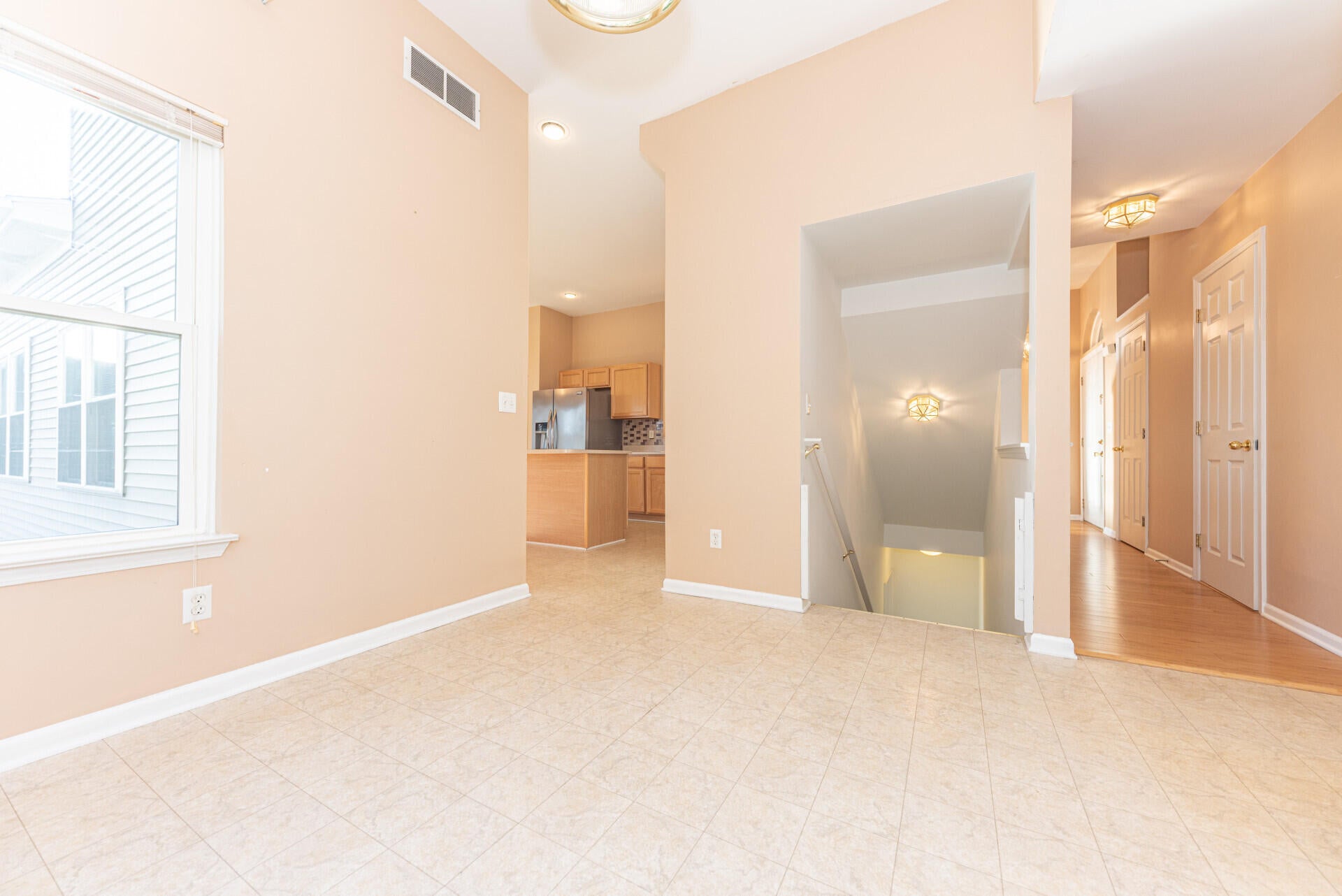 Ann Arbor, Michigan, 48103, United States, 4 Bedrooms Bedrooms, ,3 BathroomsBathrooms,Residential,For Sale,1991592