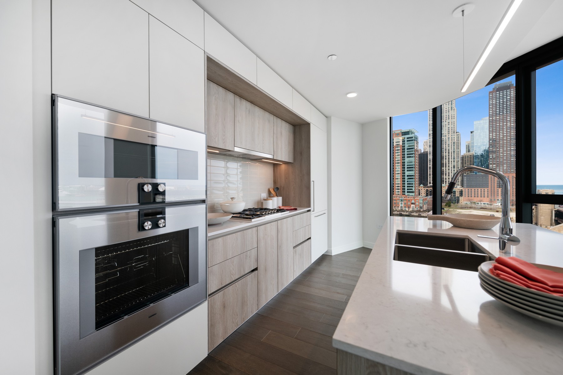  Experience Luxury Resort-Style Lakefront Living at Cirrus - 物件實景