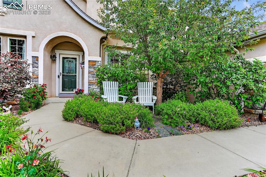 Colorado Springs, Colorado, 80920, United States, 5 Bedrooms Bedrooms, ,4 BathroomsBathrooms,Residential,For Sale,1876956