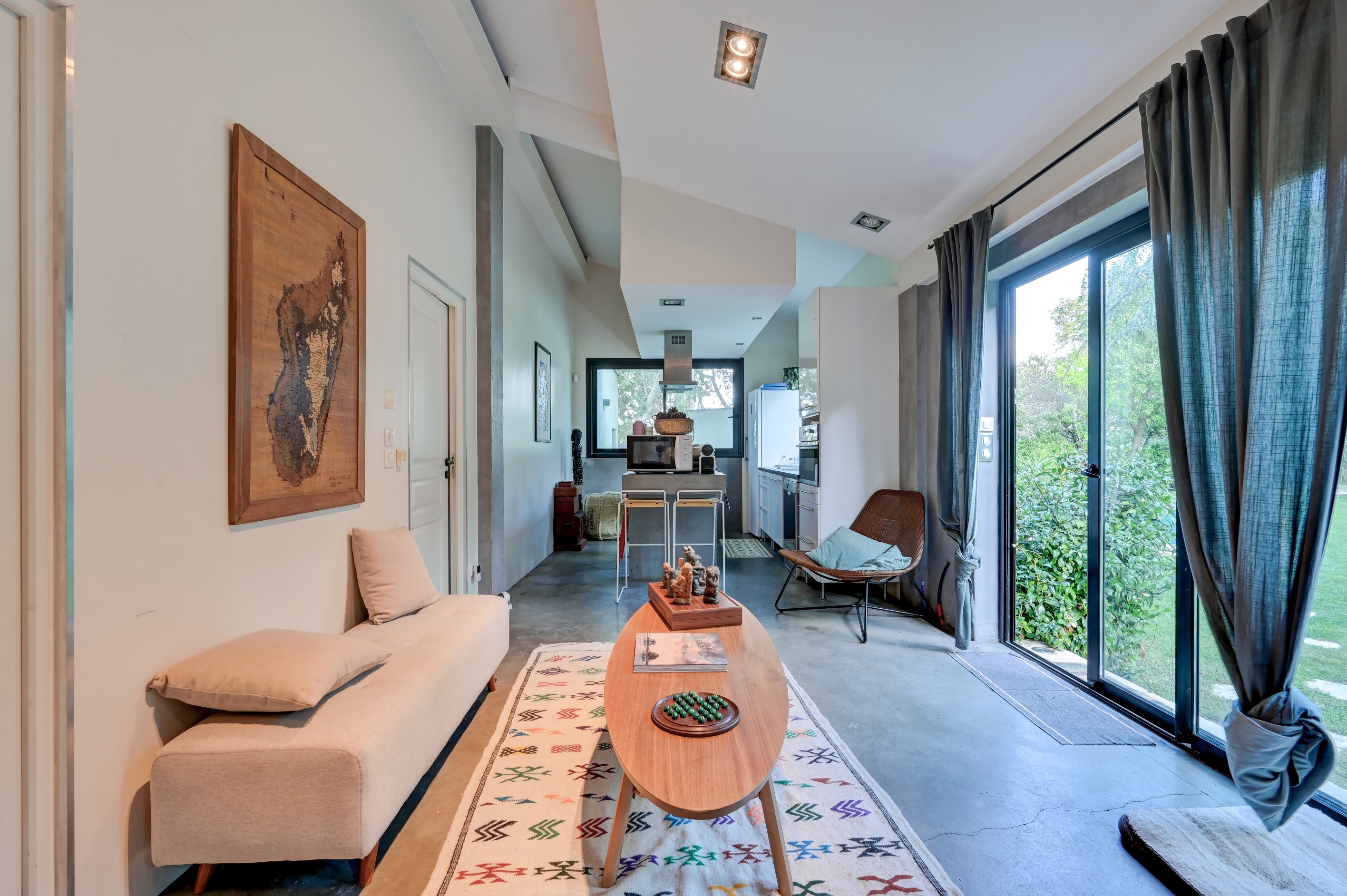  Elegant family estate with 6 suites, guest house, swimming pool, and outbuildin… - 物件實景