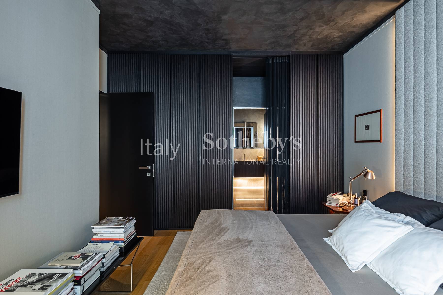  Refined Renovated Residence with Private Terrace - 物件實景