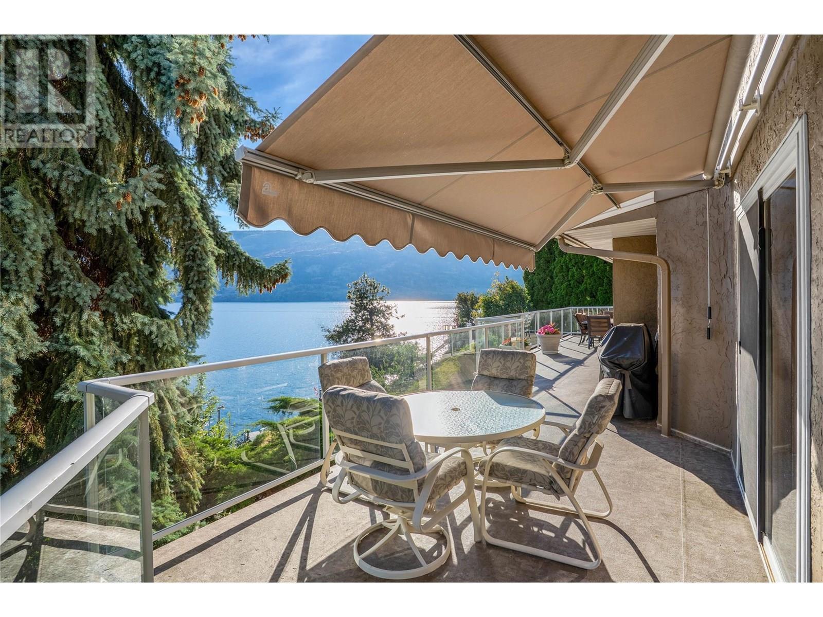 KELOWNA, British Columbia, V1V 2C3, CA, 5 Bedrooms Bedrooms, ,2 BathroomsBathrooms,Residential,For Sale,1911113