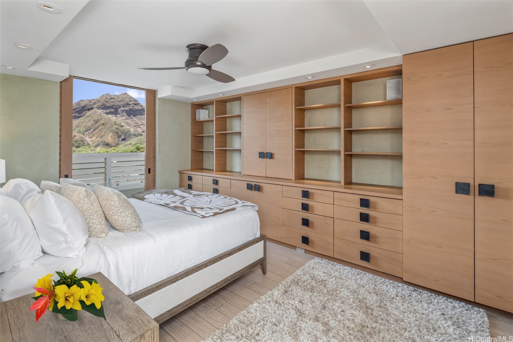 Honolulu, Hawaii, 96815, United States, 2 Bedrooms Bedrooms, ,2 BathroomsBathrooms,Residential,For Sale,1938853