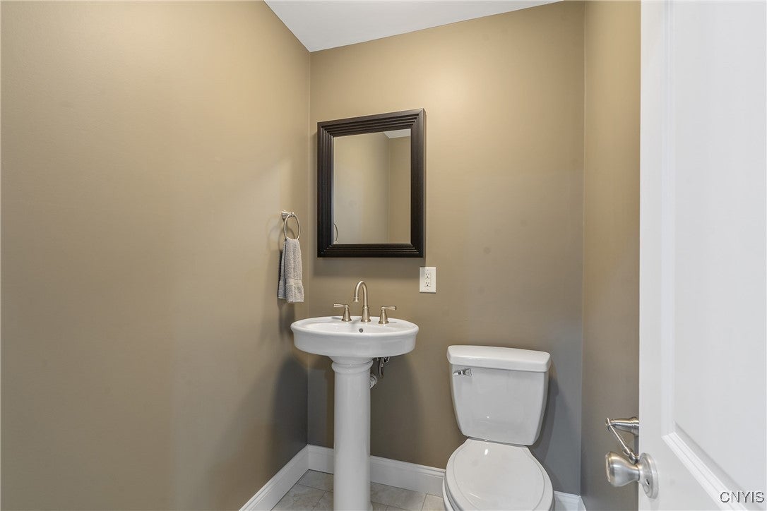 Oswego, New York, 13126, United States, 4 Bedrooms Bedrooms, ,4 BathroomsBathrooms,Residential,For Sale,1987405