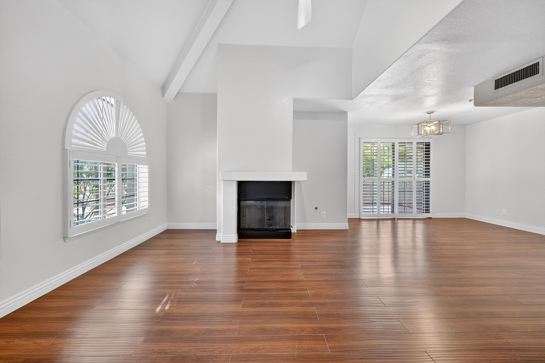  New to Market - 物件實景